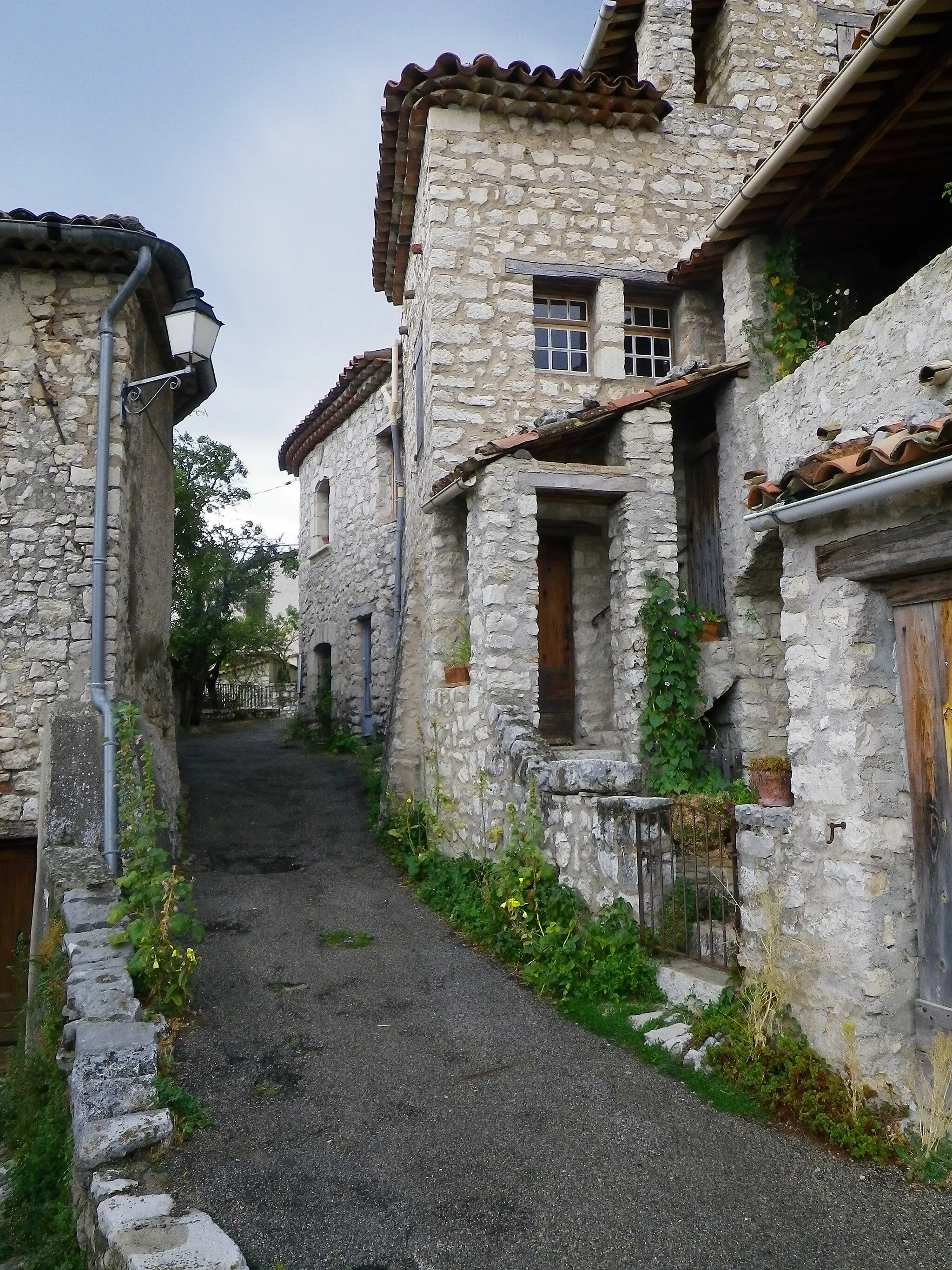Photo showing: Street in Trigance (Var department, France)