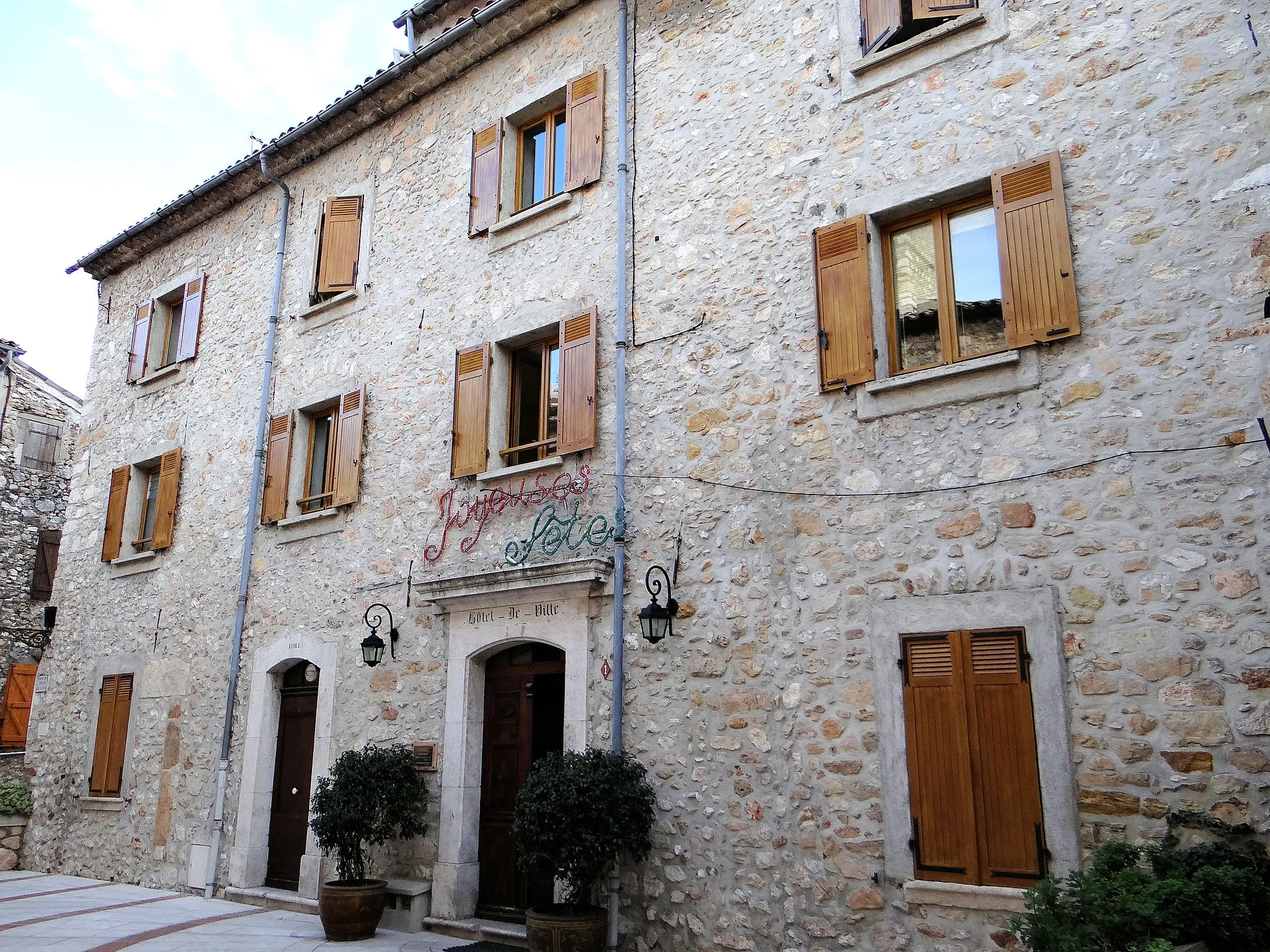 Photo showing: Le Broc - Hôtel de ville