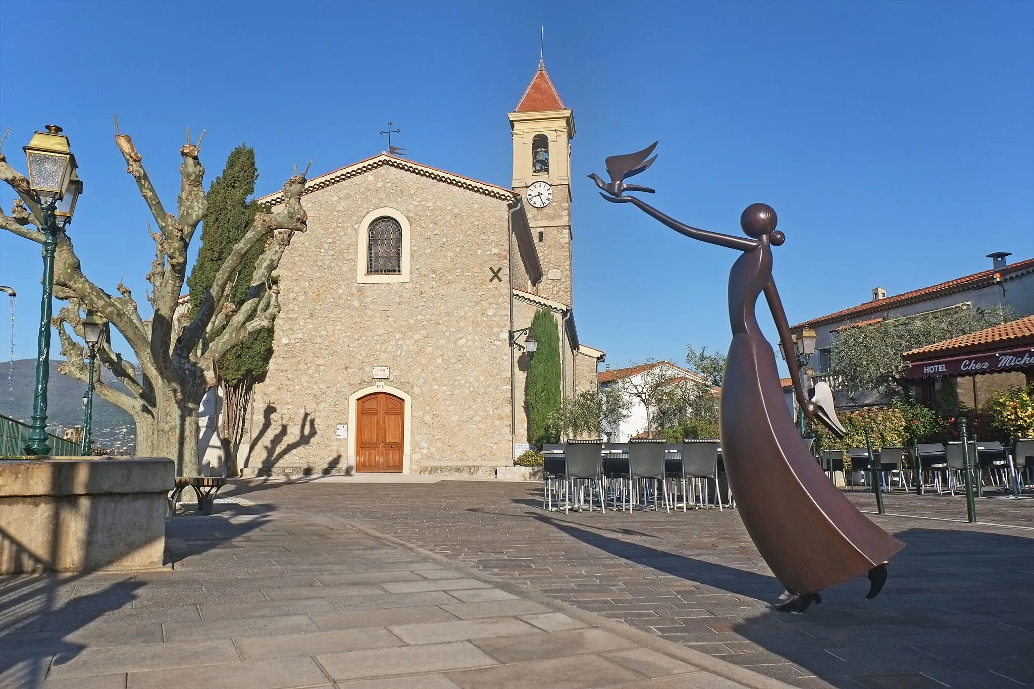 Photo showing: L’église Saint-Michel de Castagniers.