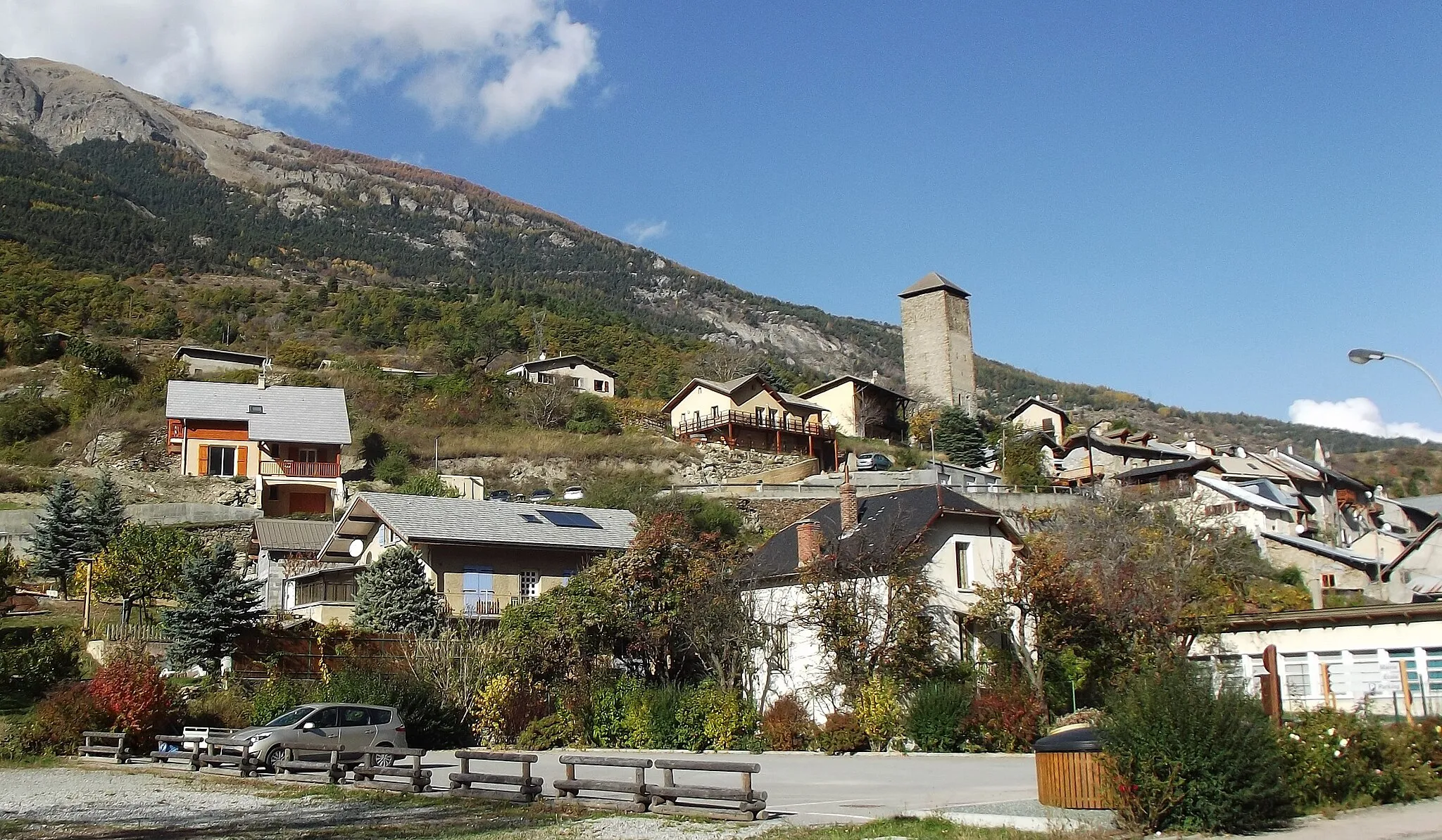 Photo showing: Bourg de Saint-Clément-sur-Durance