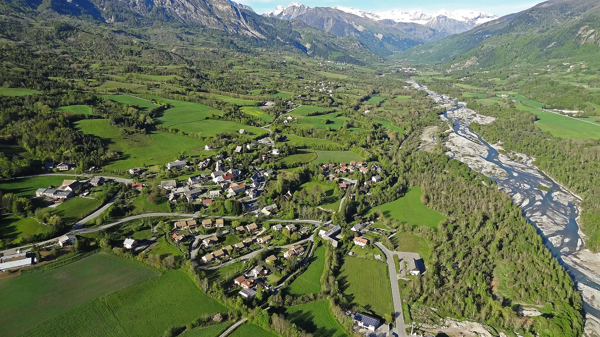 Photo showing: Commune de Chabottes département des Hautes Alpes