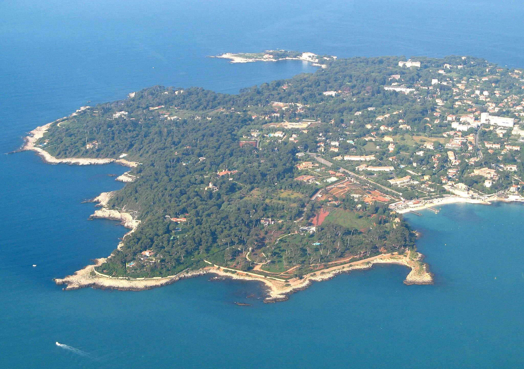 Photo showing: Le cap d'Antibes vu d'avion, France.