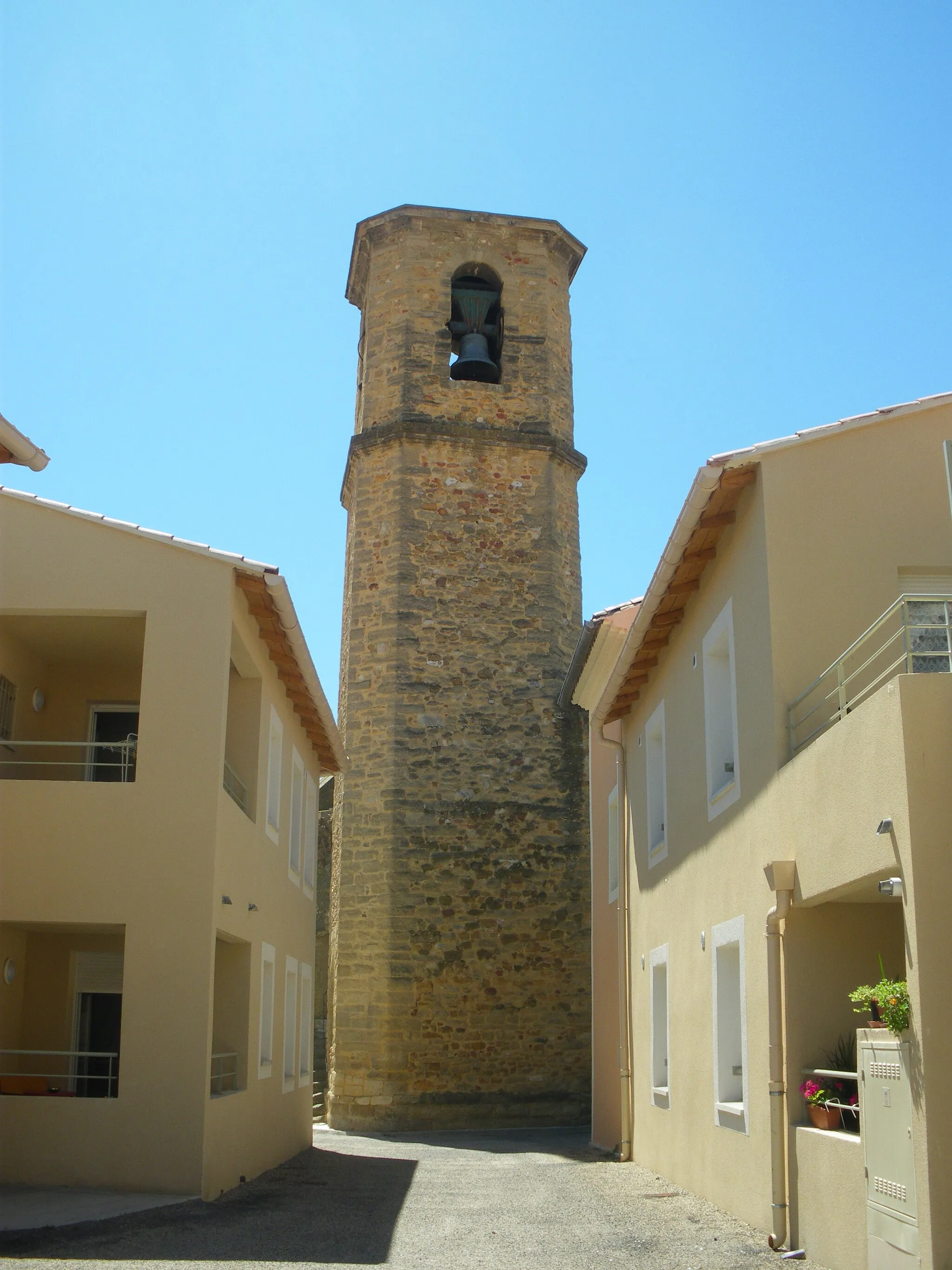 Photo showing: Clocher de l'église de Jonquières, Vaucluse, France