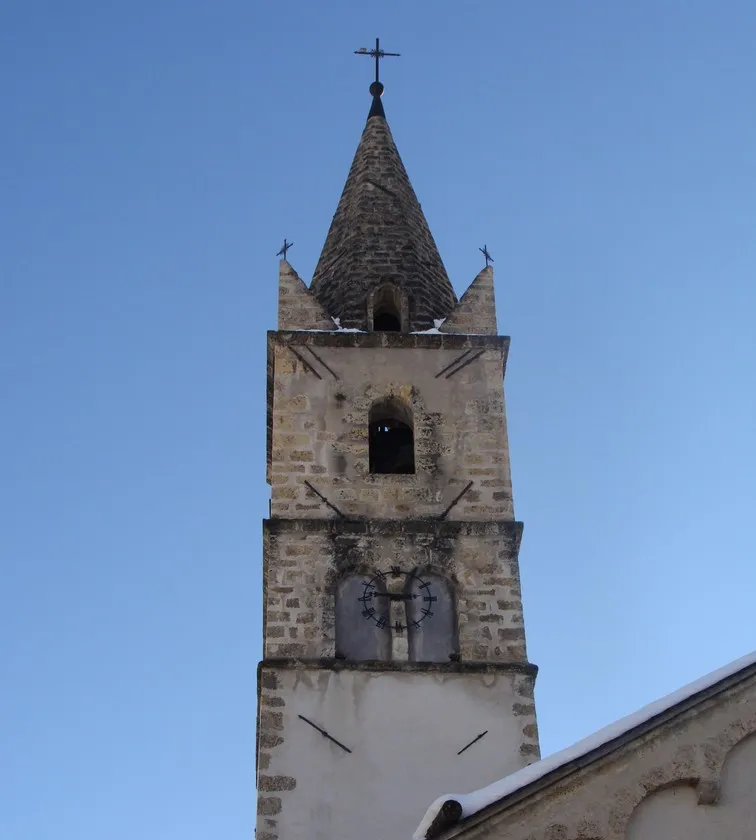Photo showing: Le clocher de l'église de Crots (Hautes-Alpes)