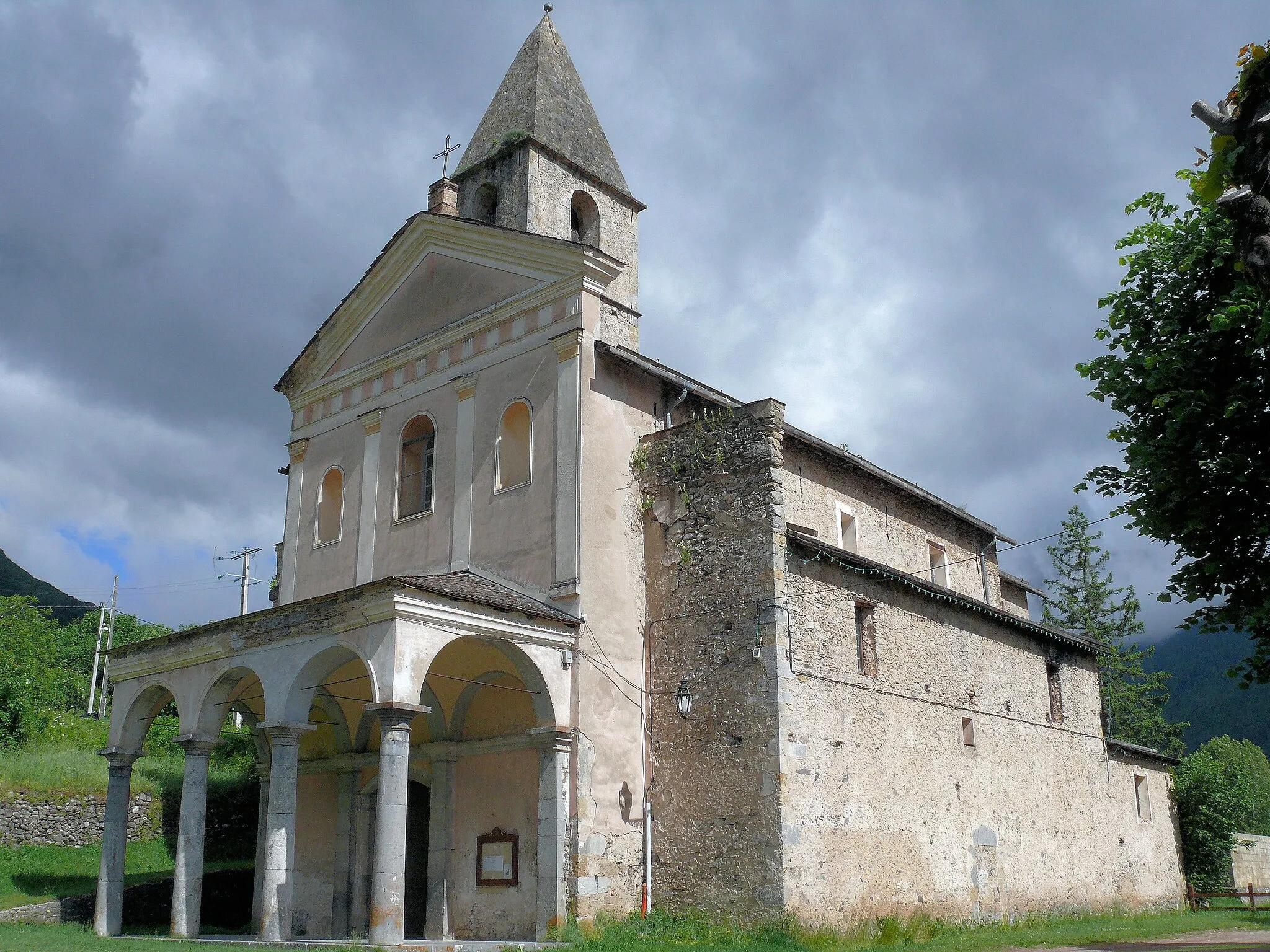 Photo showing: Valdeblore - La Bolline - Eglise Saint-Jacques-le-Mineur
