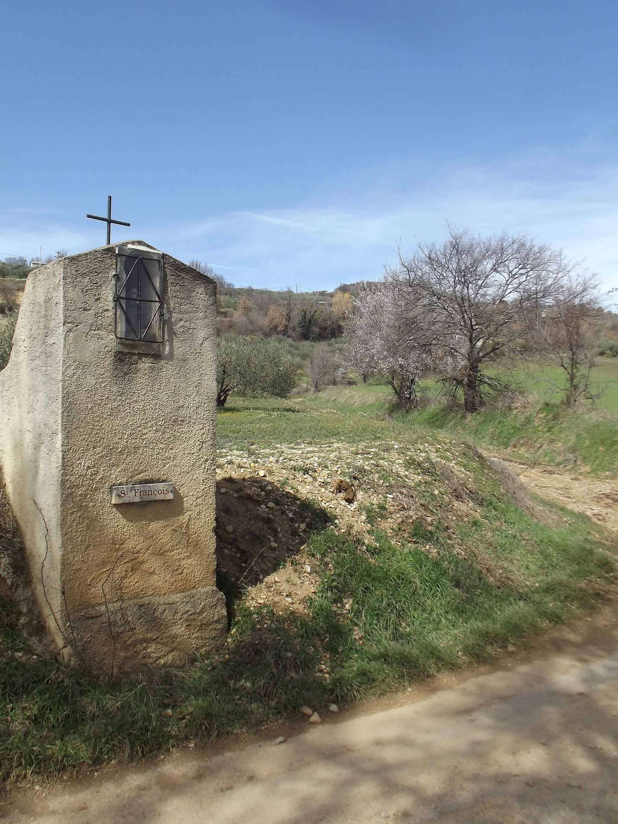 Photo showing: OSM Wayward shrine