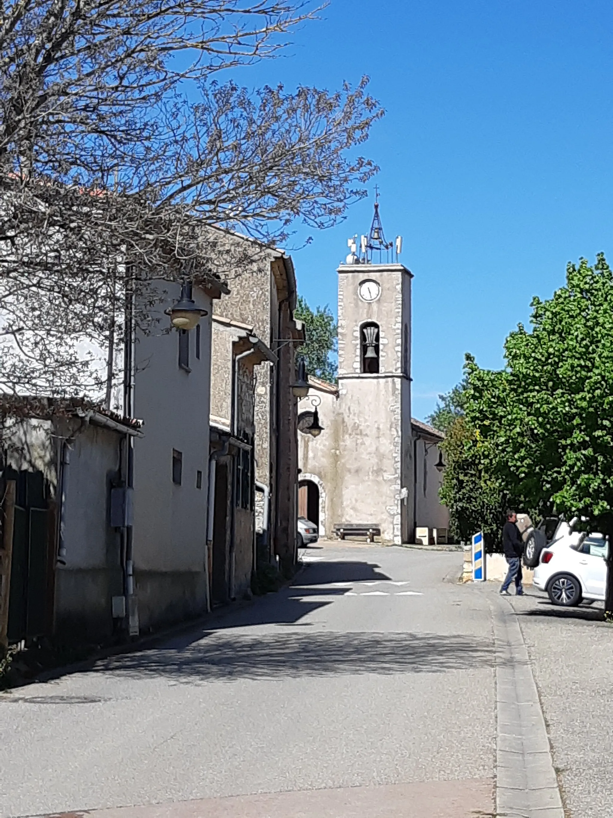 Photo showing: Kirche Saint-Nom-de-Jésus in Les Rouvières, Ortsteil von Saint-Julien (Var), (France)