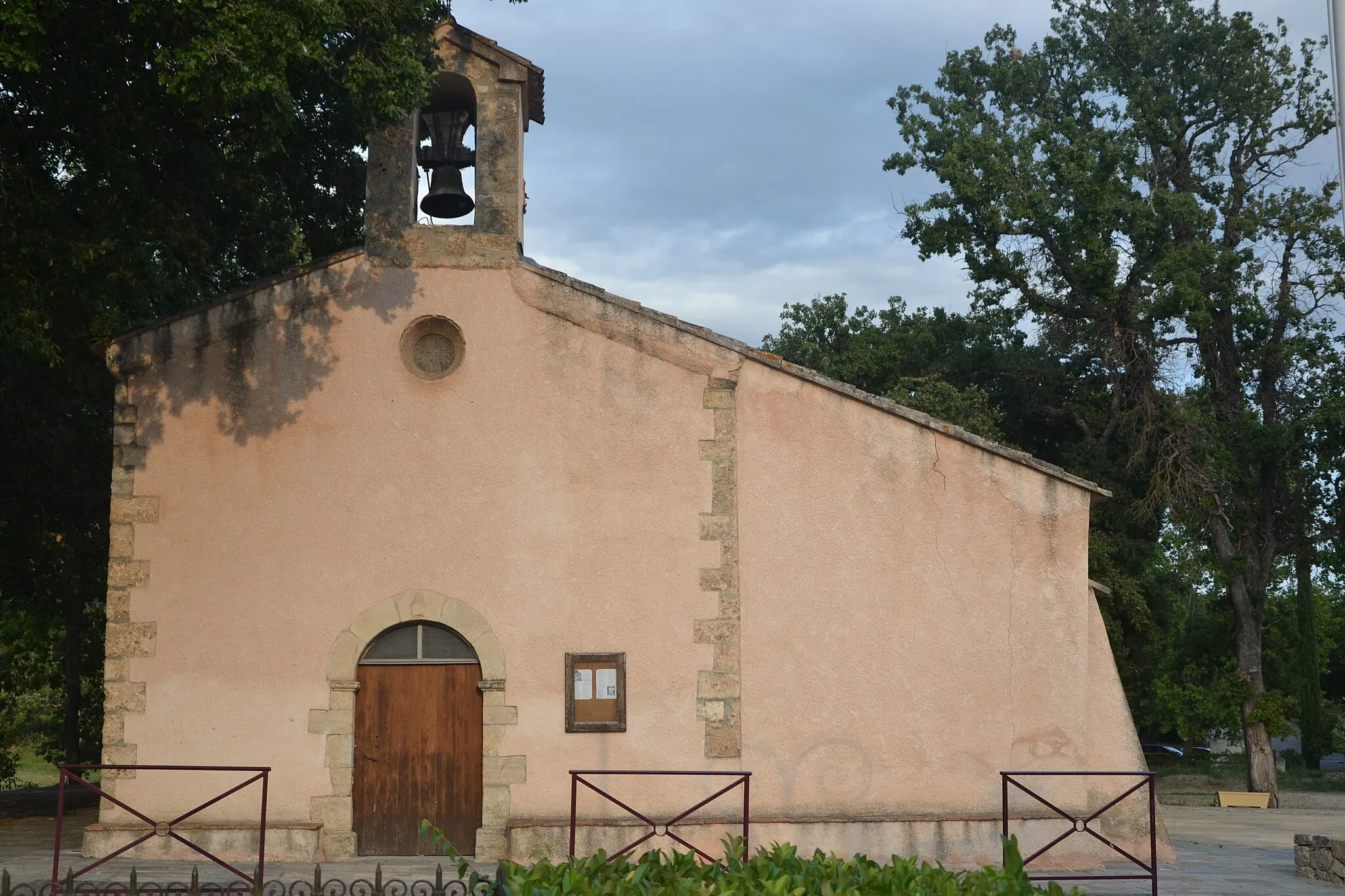 Photo showing: église de Saint-Antonin-du-Var