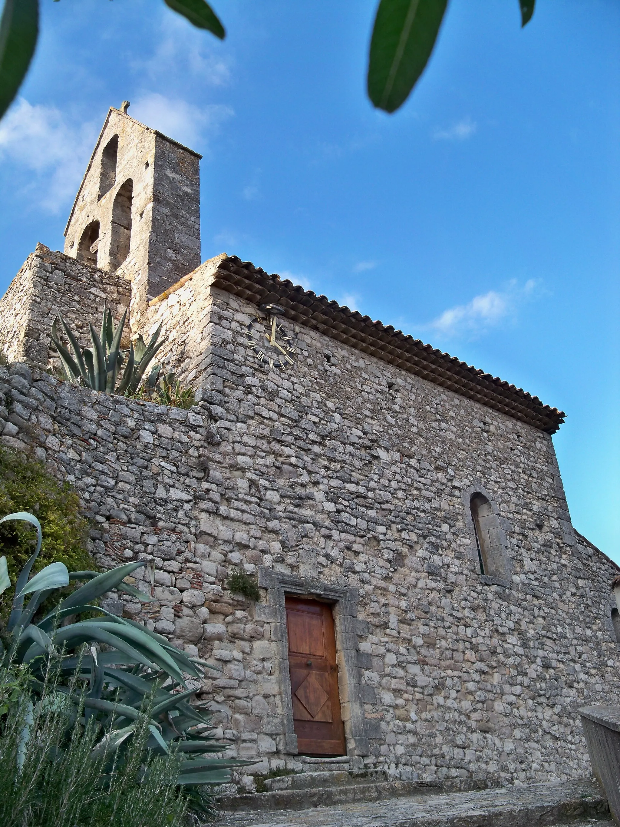 Photo showing: église de Villemus (04)