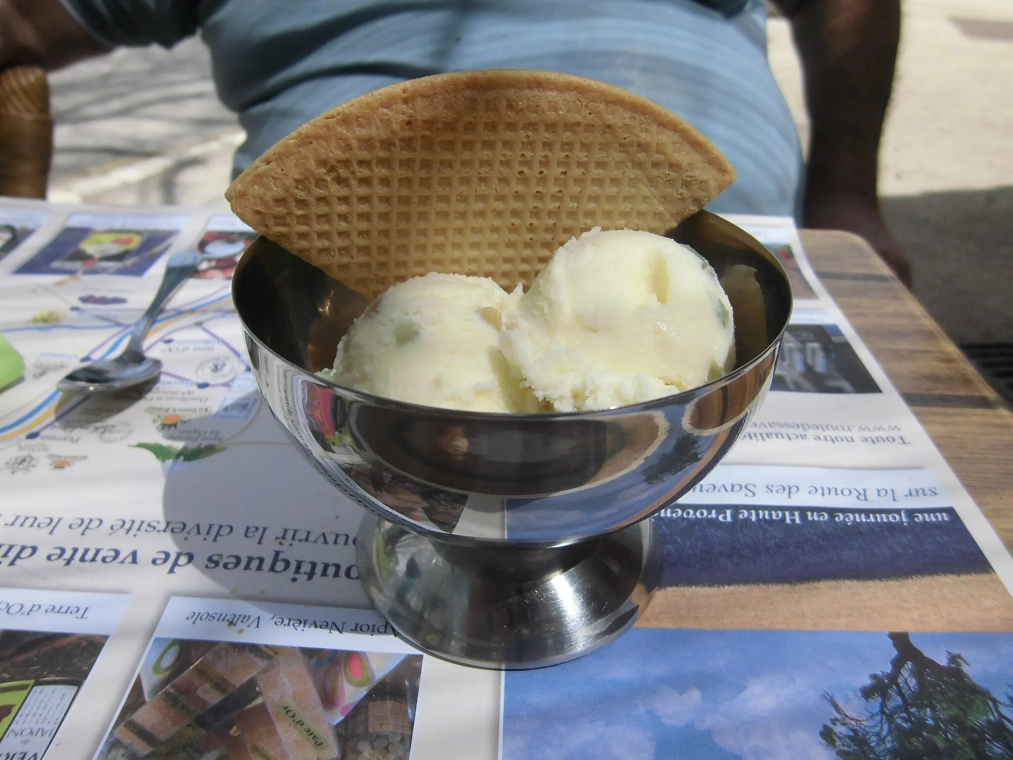 Photo showing: glace plombière au fruits confits d'Apt, au Bistrot de Pays de Niozelles