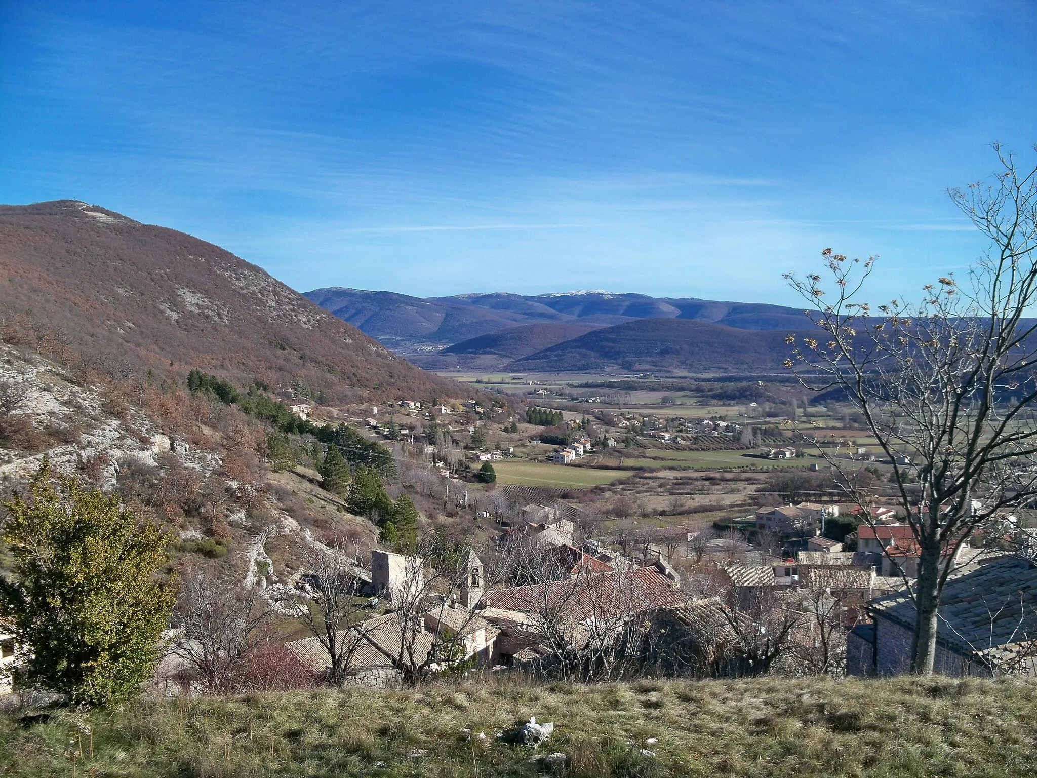 Photo showing: vue sur le paysage autour de Banon (04), France