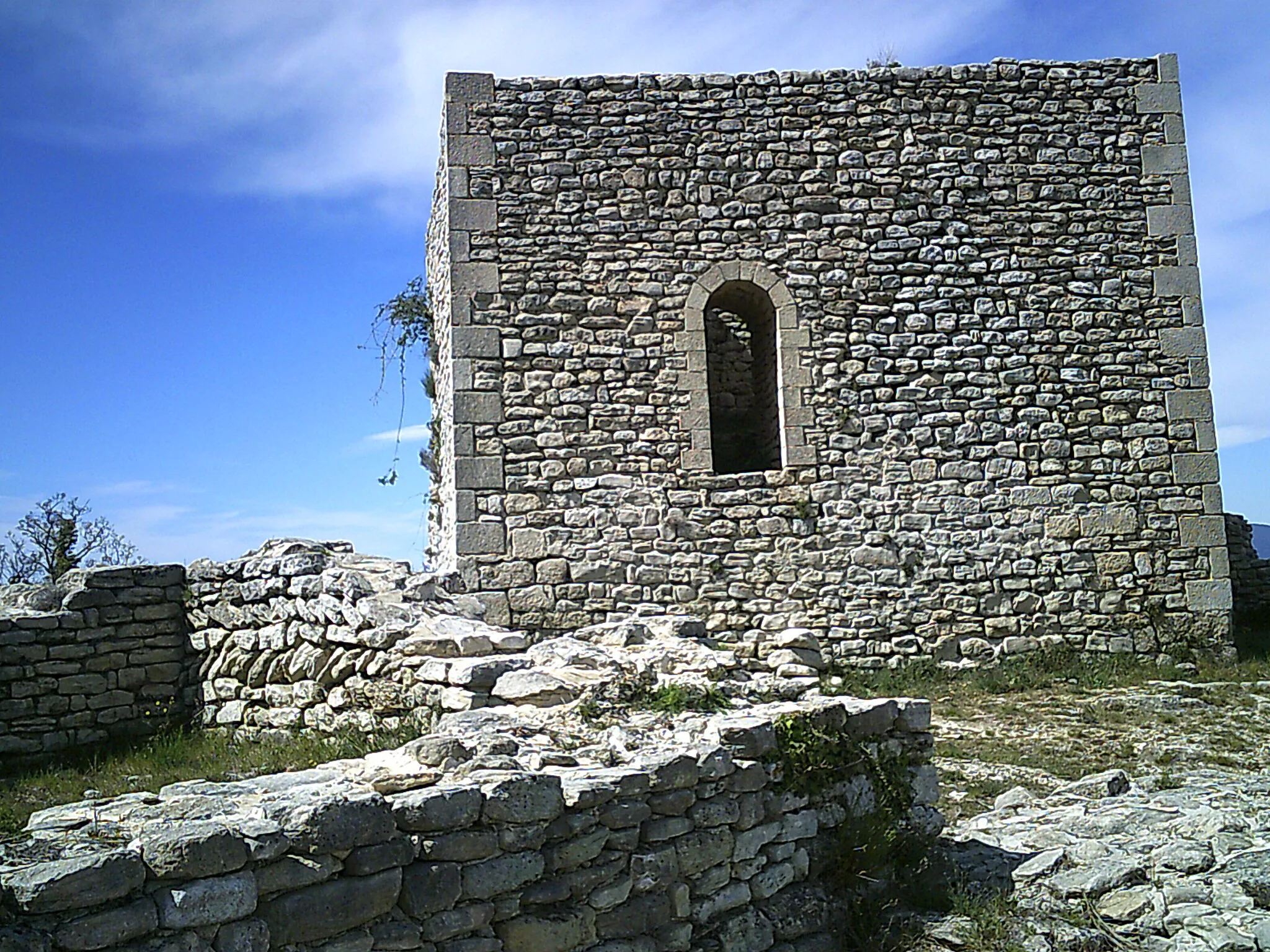 Photo showing: Tour carrée du fort