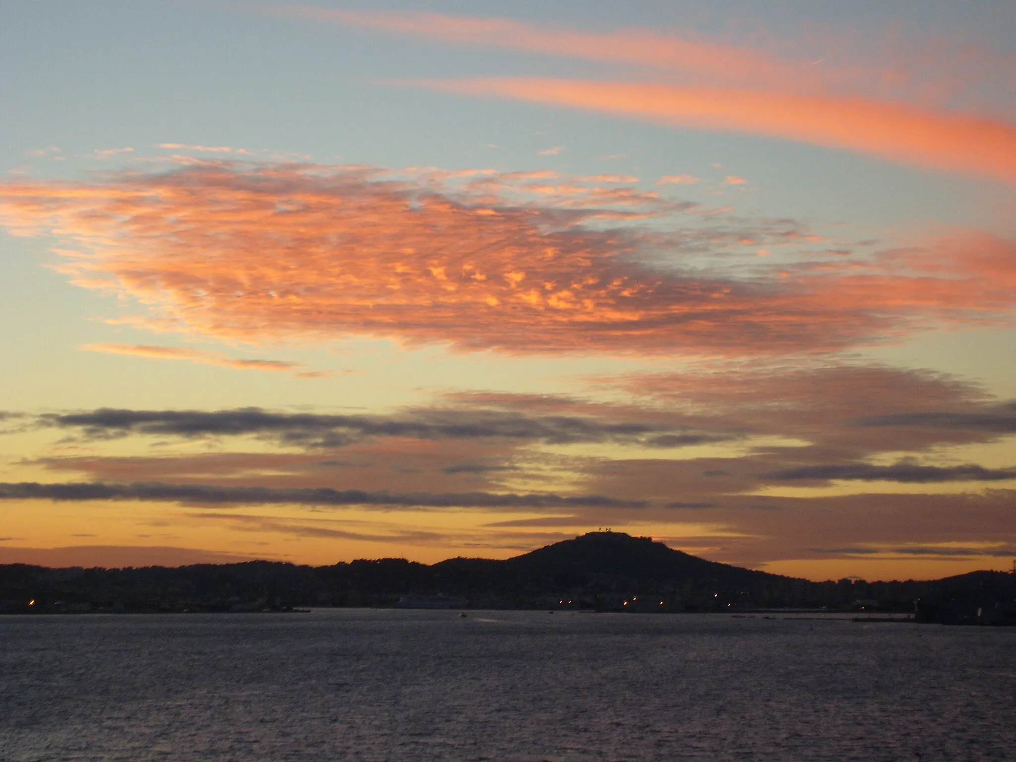 Photo showing: Toulon, sunset over the Rade