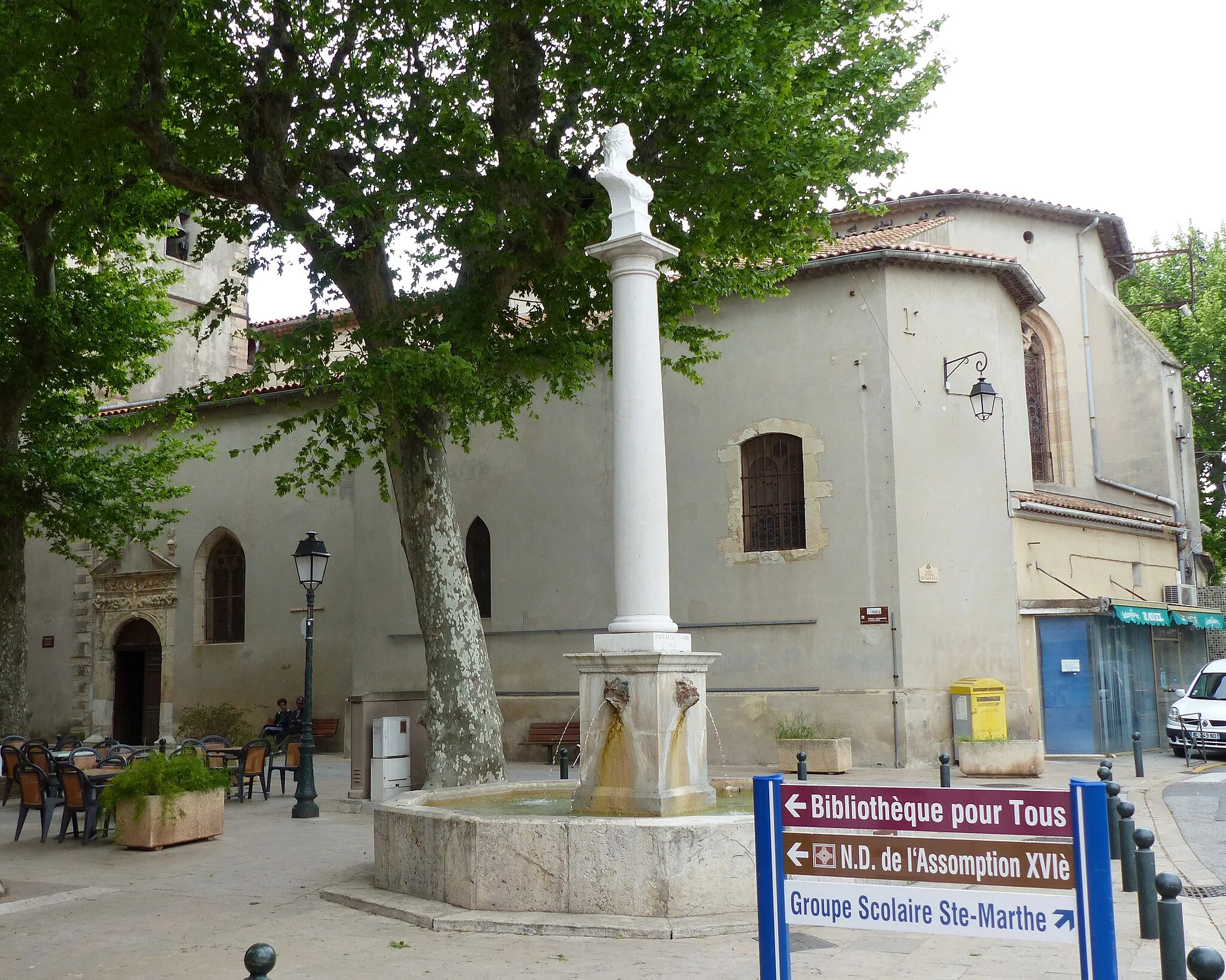Photo showing: Cuers (Var, France), collégiale Assomption de Notre-Dame, anciennement église Ste Catherine & St Pierre.