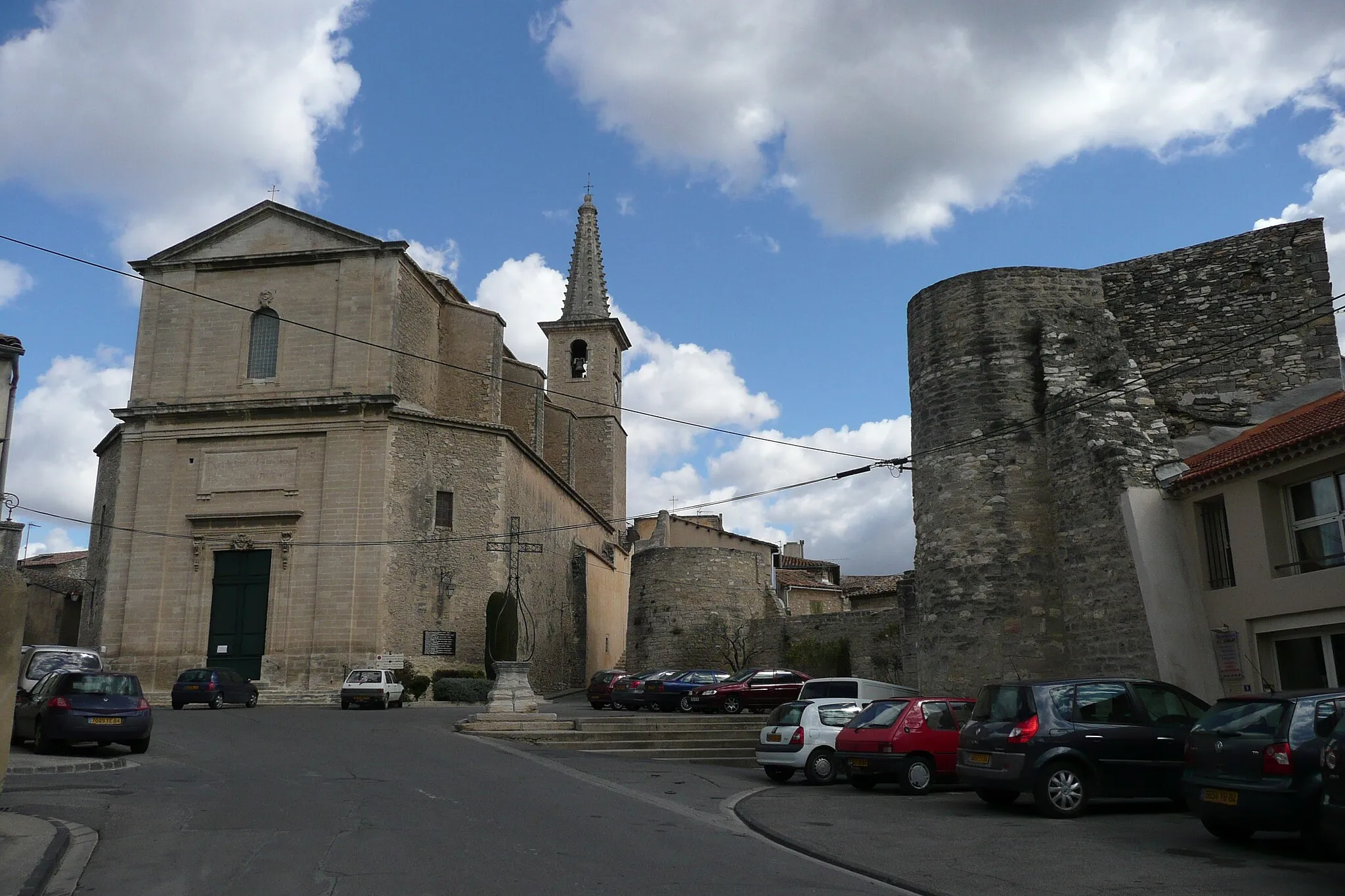 Photo showing: Eglise à Caumont sur Durance.