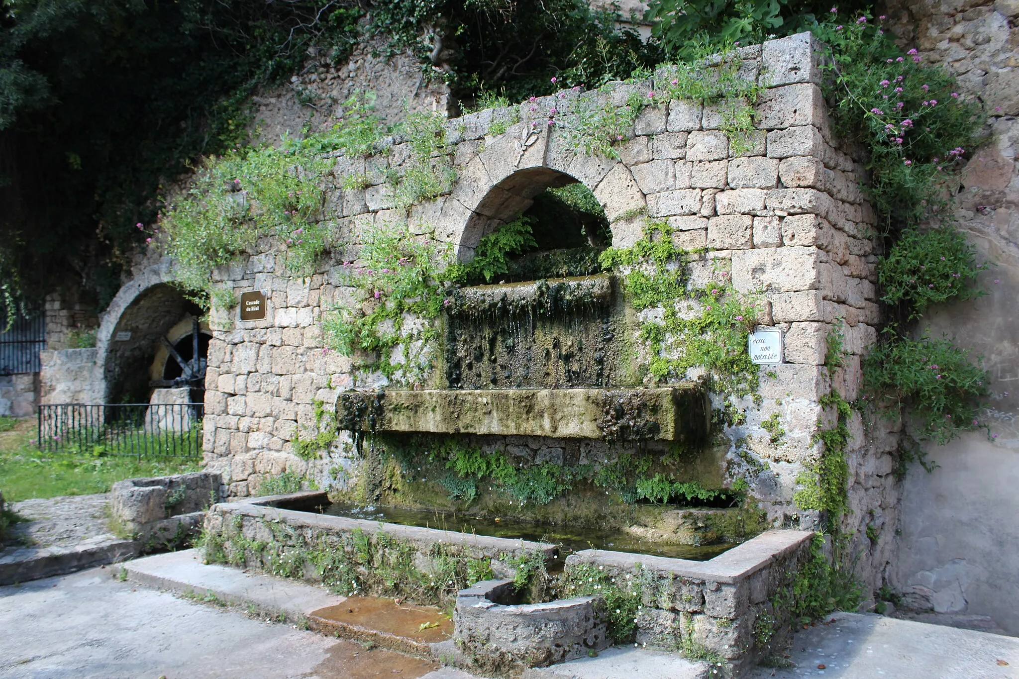 Photo showing: La cascade du Réal