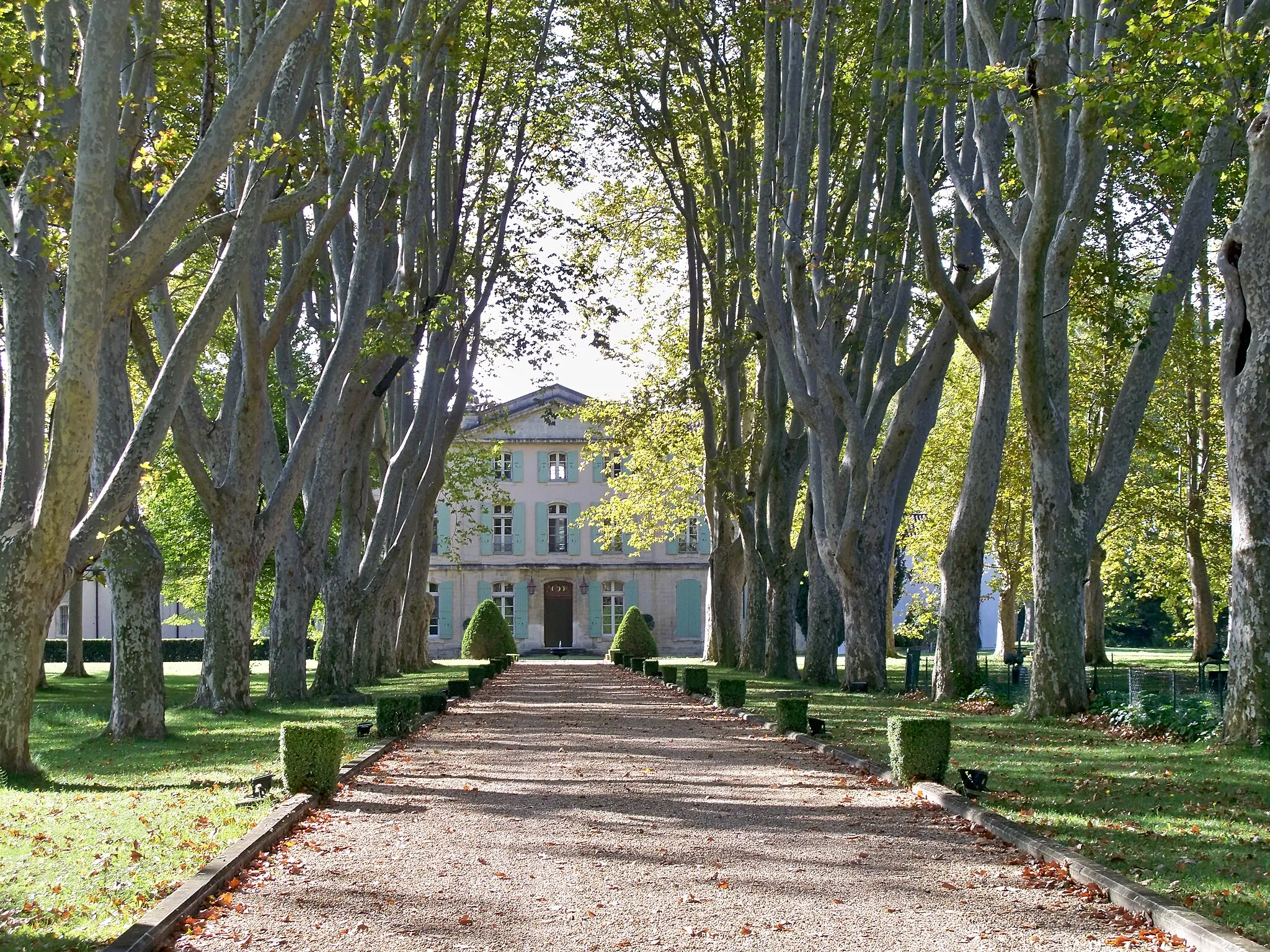 Photo showing: This building is indexed in the base Mérimée, a database of architectural heritage maintained by the French Ministry of Culture, under the reference PA00082157 .