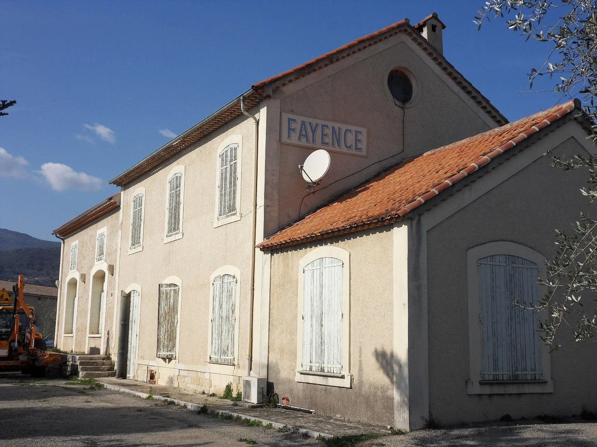Photo showing: Fayence. Ancienne gare de la ligne ferroviaire du Central-Var