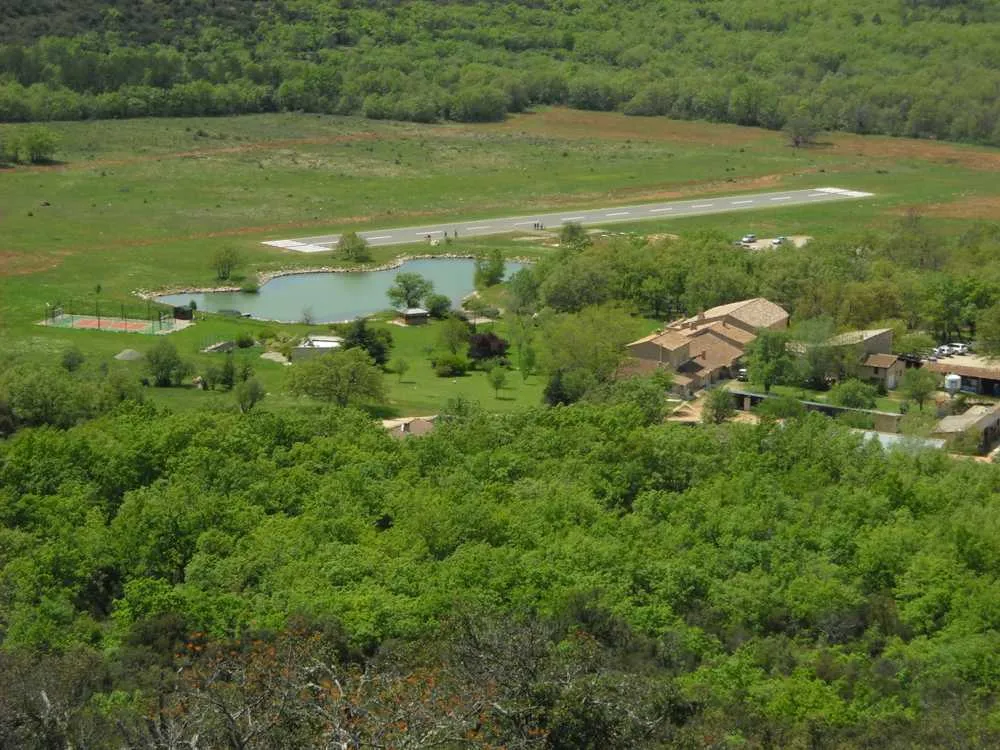 Photo showing: Domaine du Planet vu du ciel