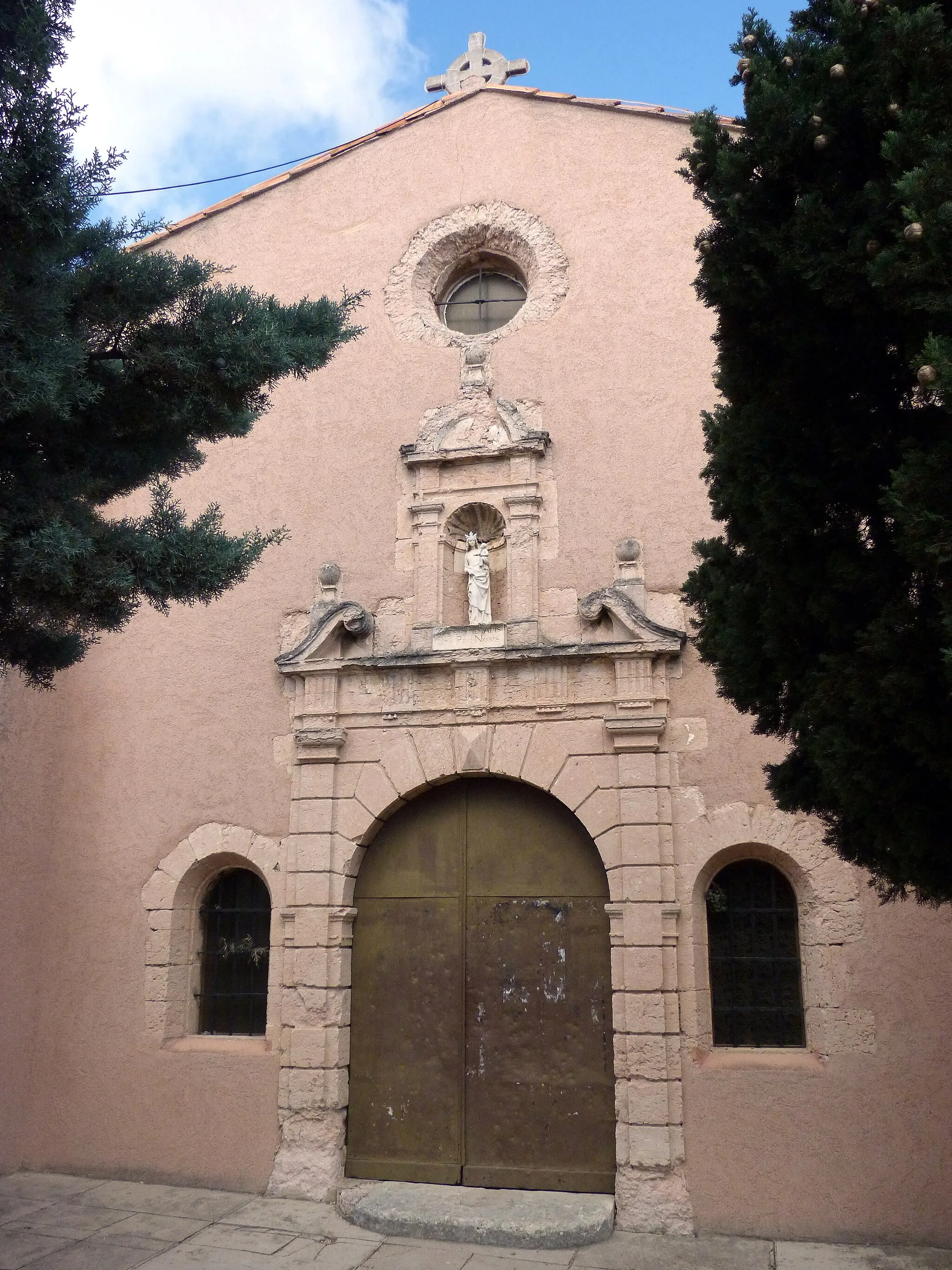 Photo showing: La chapelle Notre-Dame-de-Pitié de Marignane