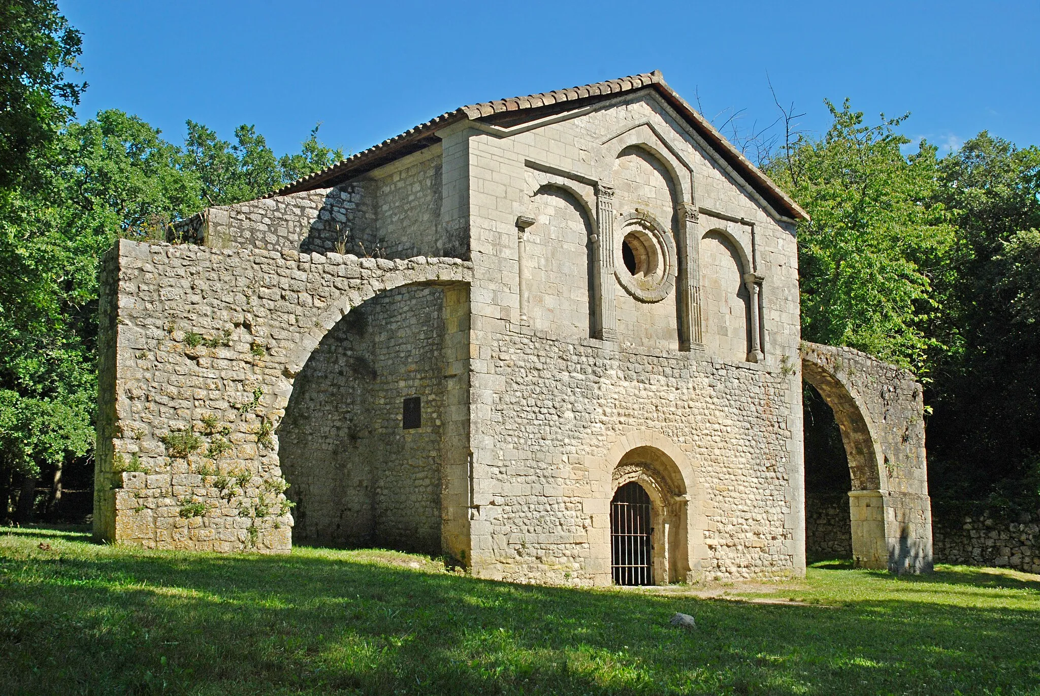 Photo showing: France - Drôme - Tricastin - Val des Nymphes