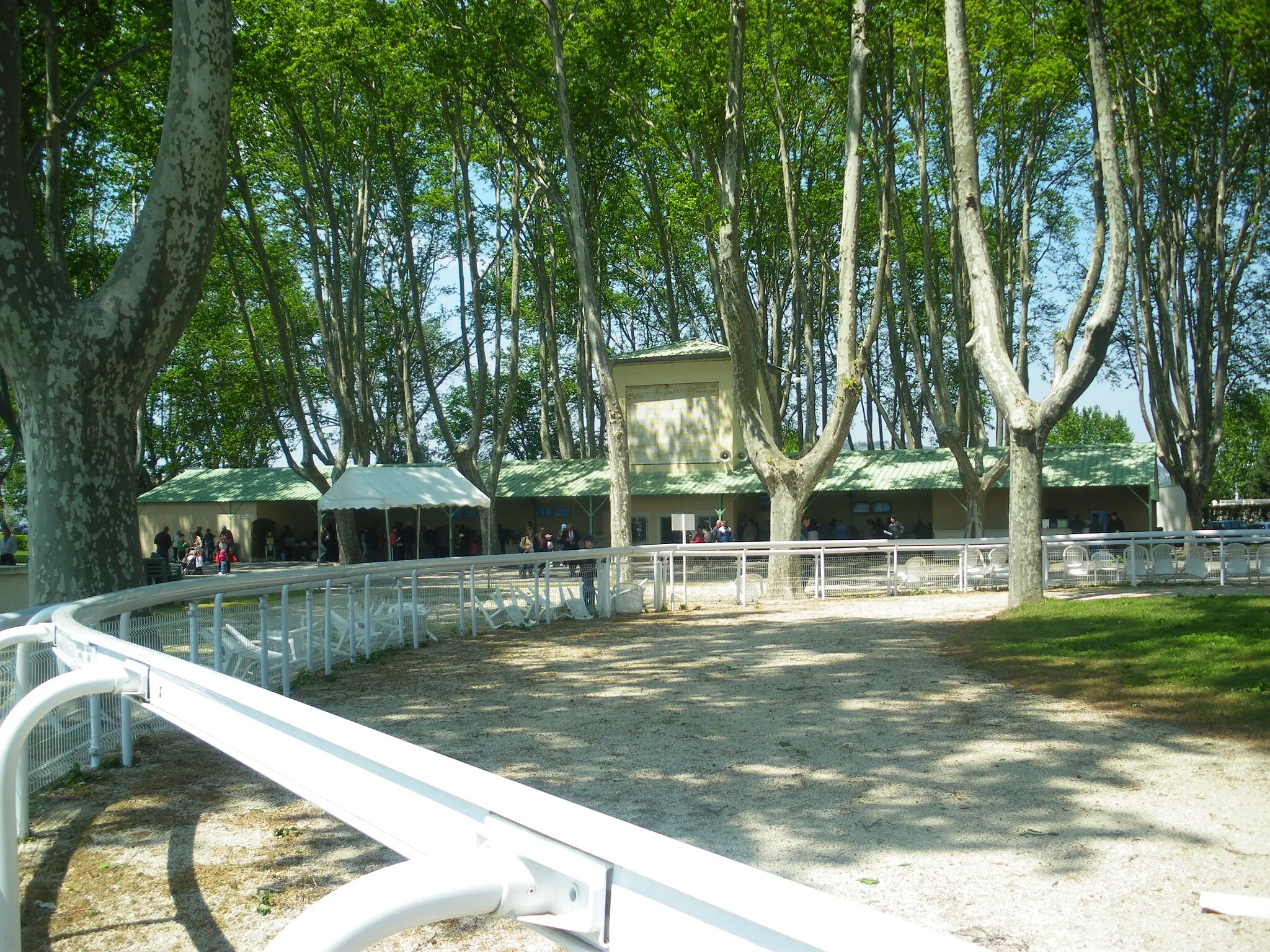 Photo showing: Hippodrome de la Durance à Cavaillon, Vaucluse