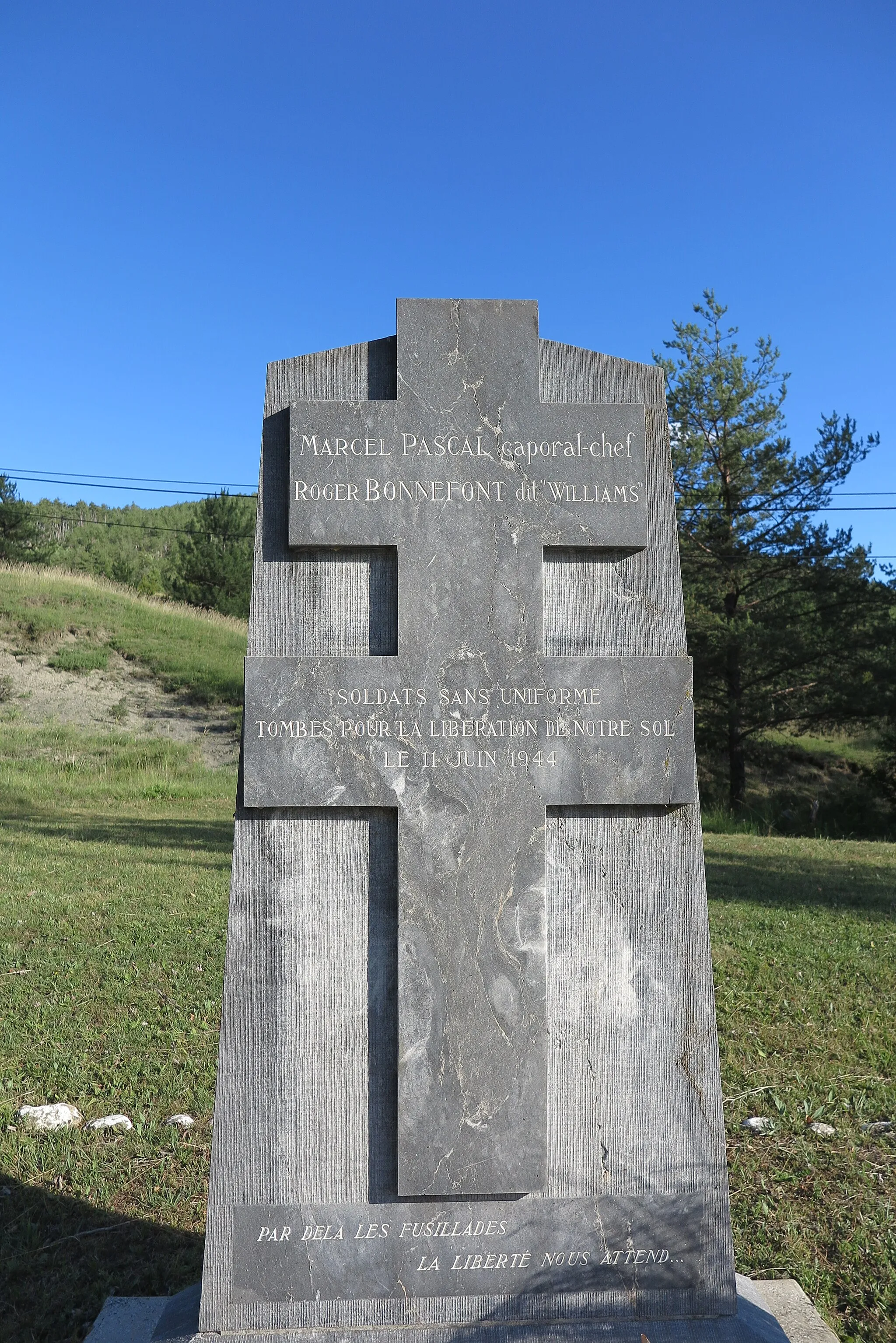 Photo showing: Monument mémoriel de la Résistance au col des Robines