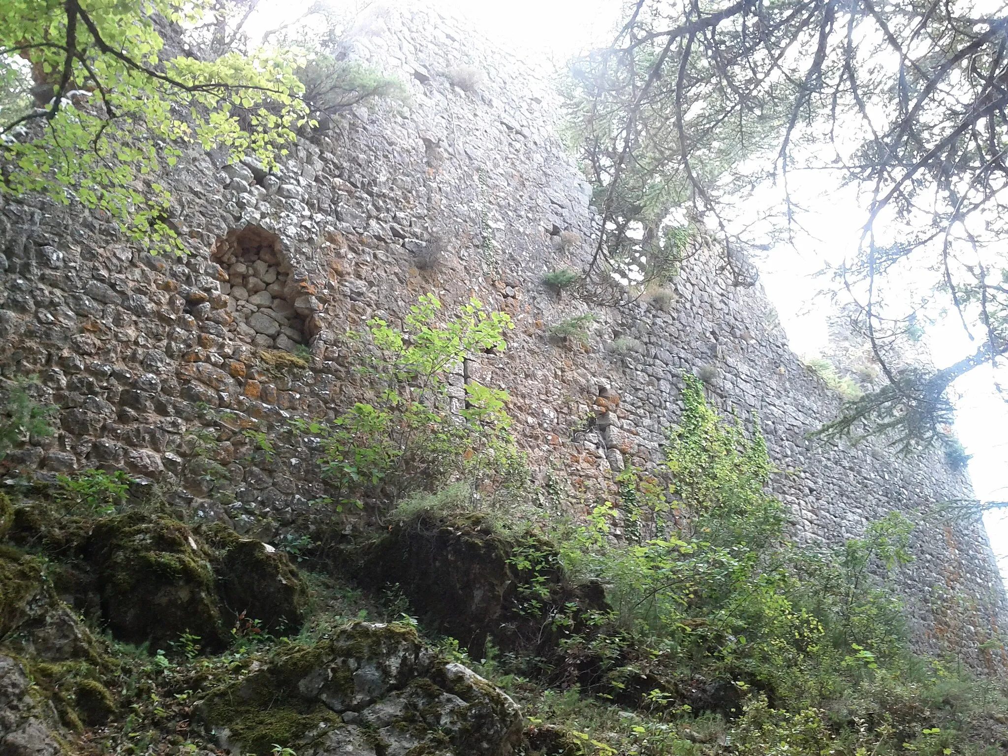 Photo showing: Ruines ancien château