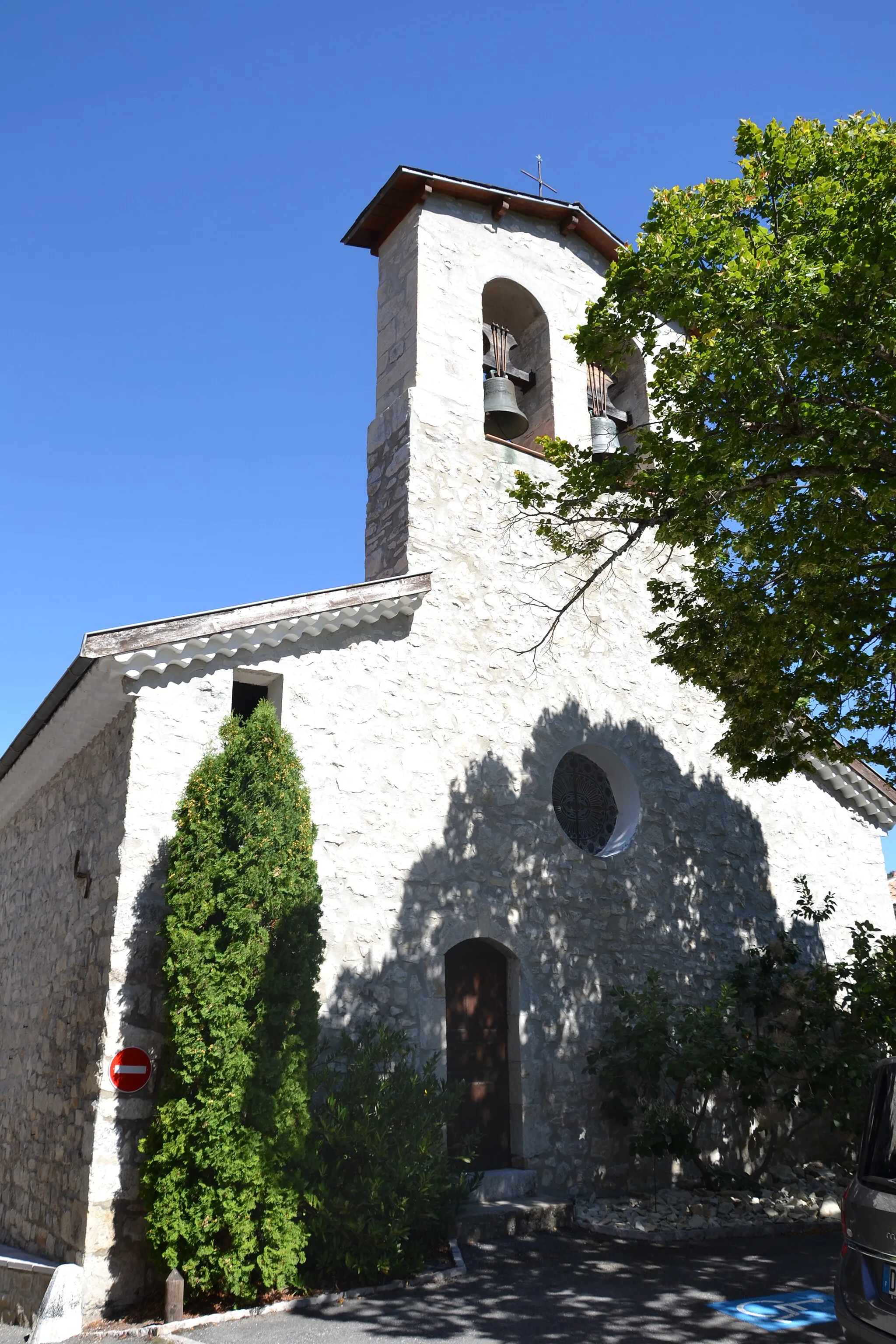 Photo showing: église à Laborel