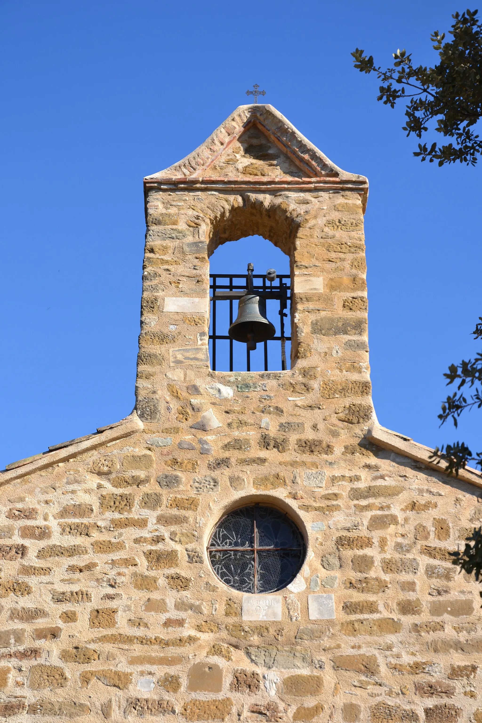 Photo showing: Chapelle Notre-Dame du Cadenet