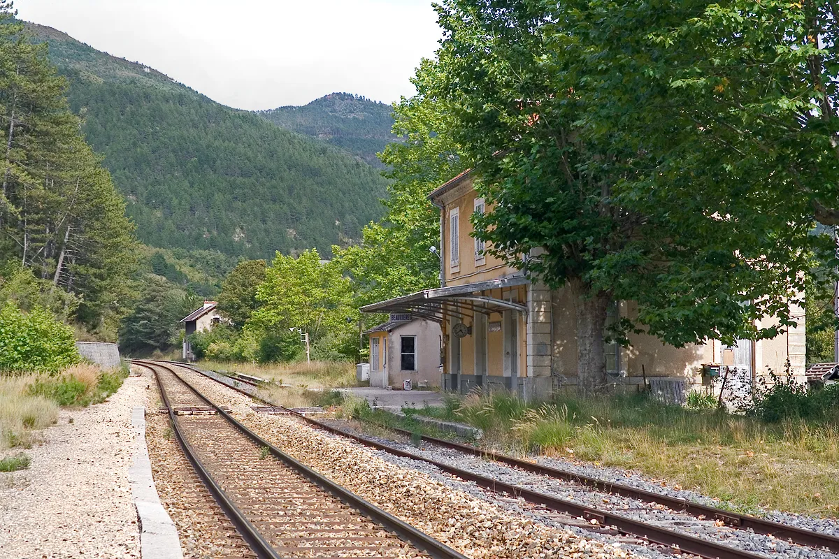 Photo showing: La gare de Beaurières (France - Drôme)