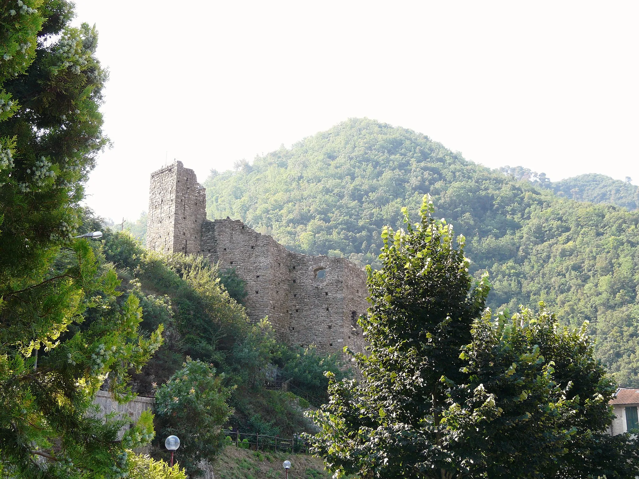 Photo showing: Castello Doria, Isolabona, Liguria, Italia