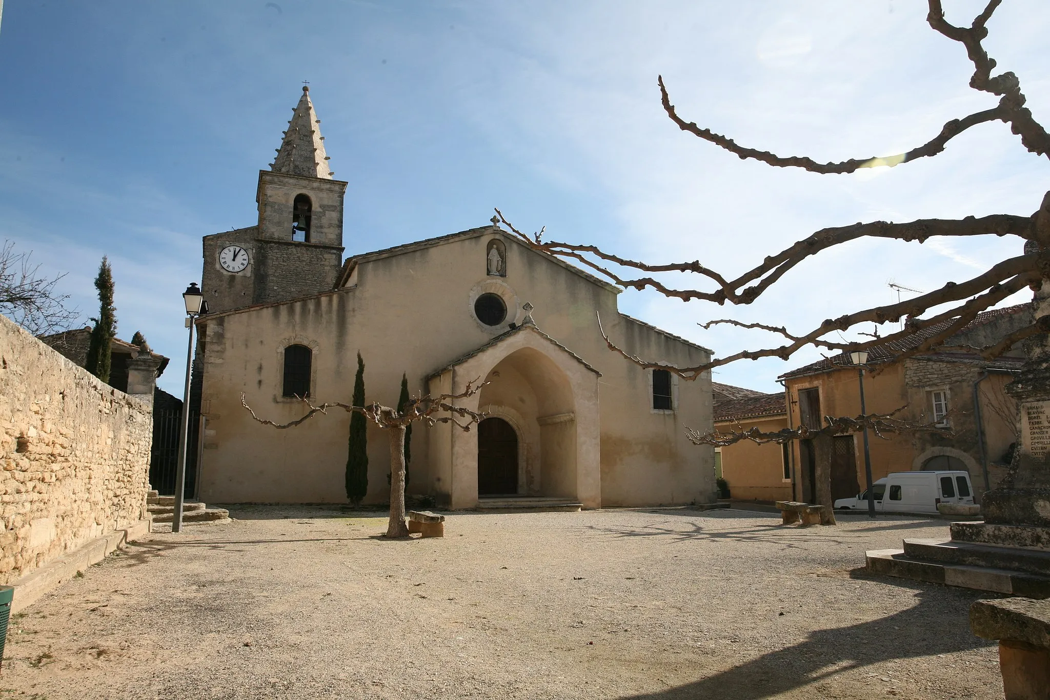 Photo showing: the curch of Cabrieres d'Avignon in Vaucluse, France