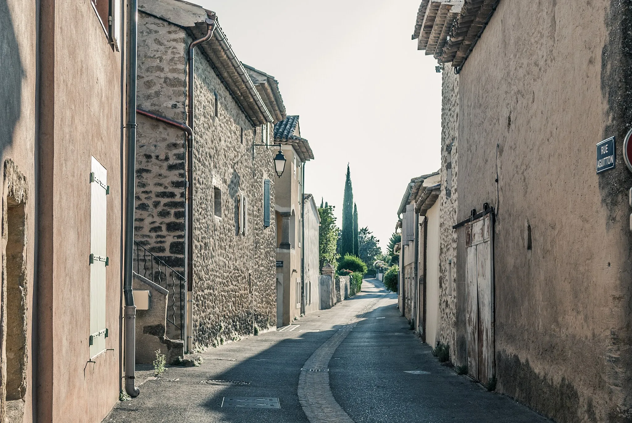 Photo showing: Puyvert est une commune française, située dans le département de Vaucluse en région Provence-Alpes-Côte d’Azur.