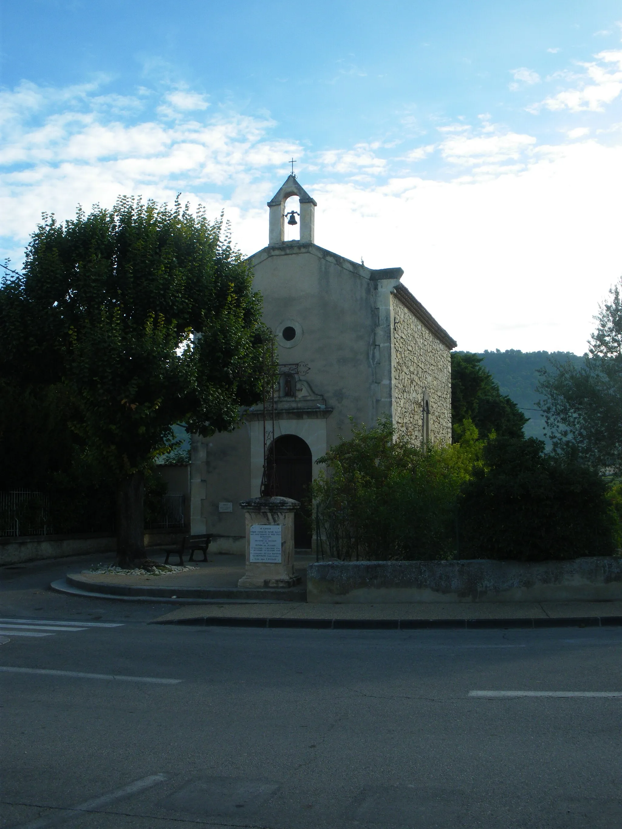 Photo showing: Chapel in Sablet, Vaucluse, France