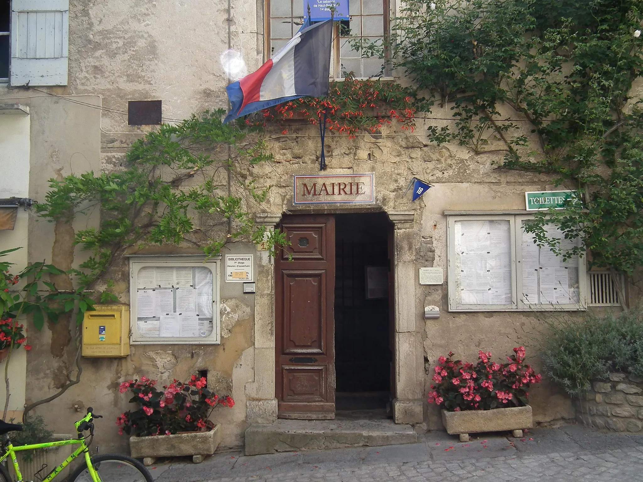 Photo showing: Town hall of Châtillon-en-Diois - Drôme - France