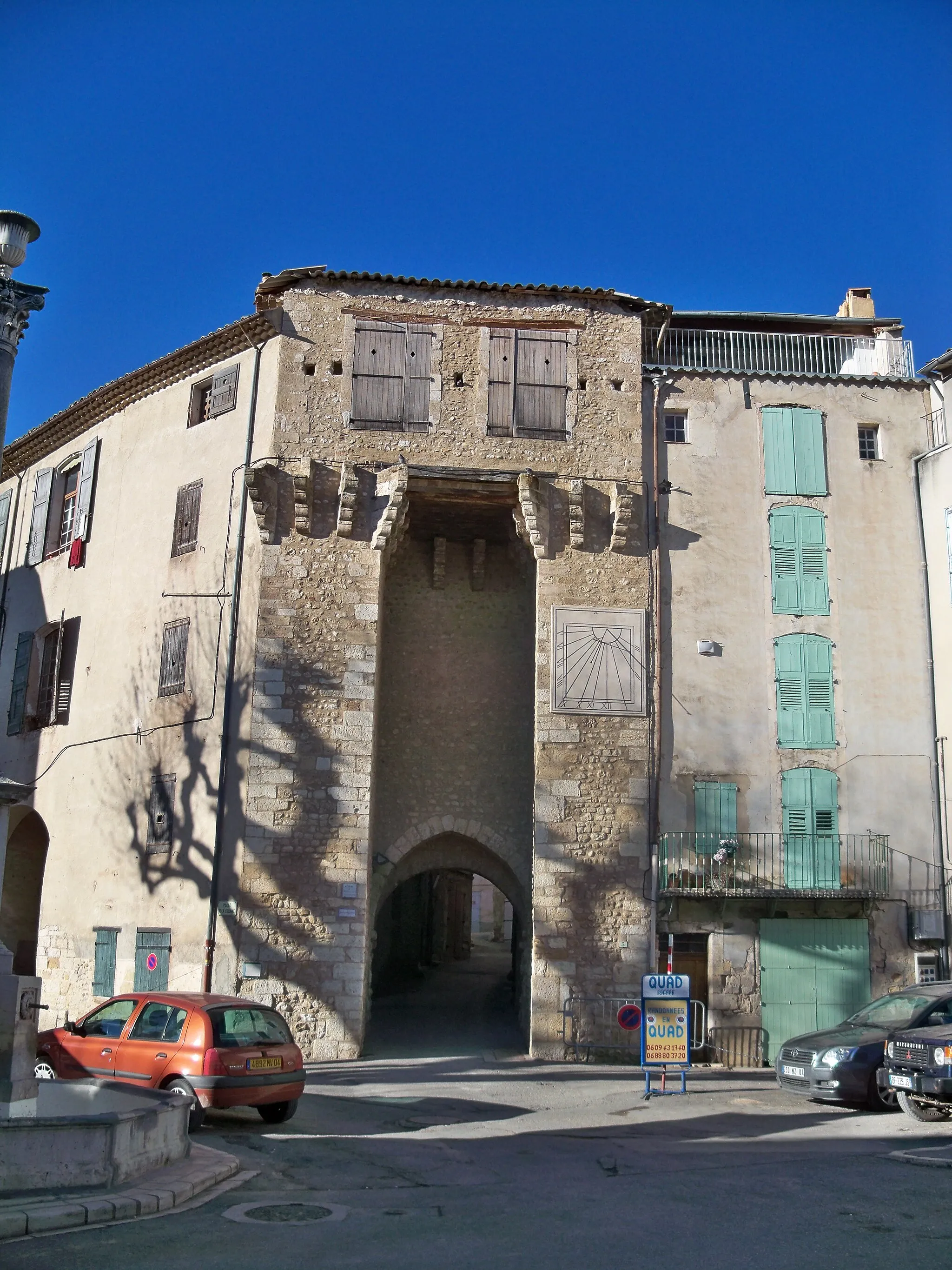 Photo showing: Ancienne porte de remparts de Riez (04), France