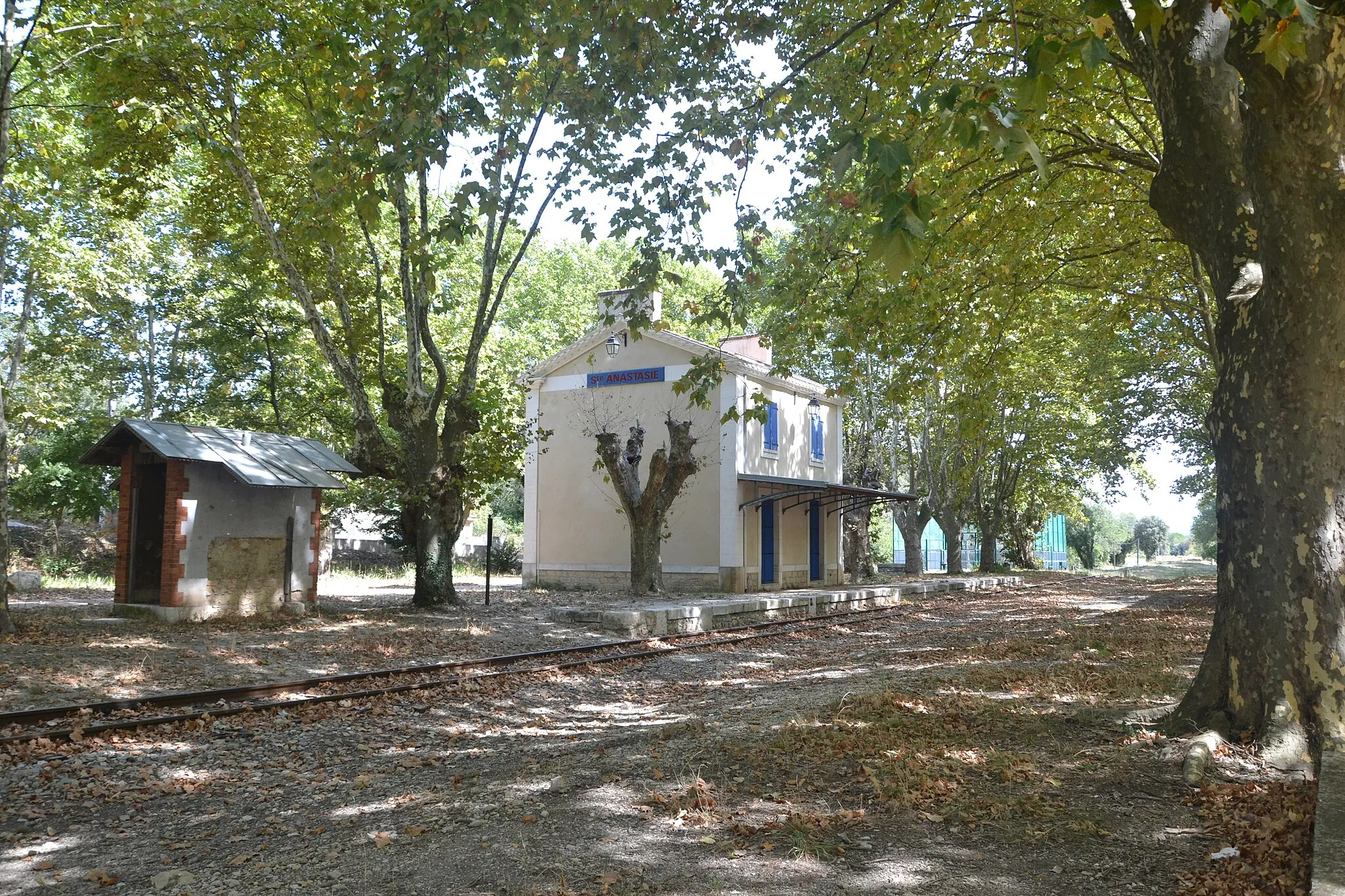 Photo showing: ancienne gare de Sainte-Anastasie-sur-Issole