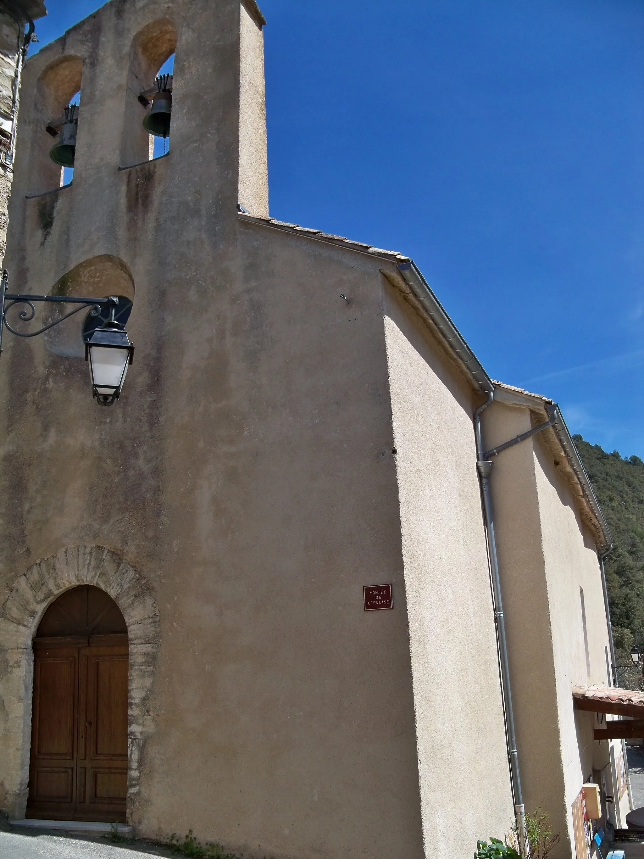 Photo showing: Saint Léger du Ventoux chapel, Vaucluse France