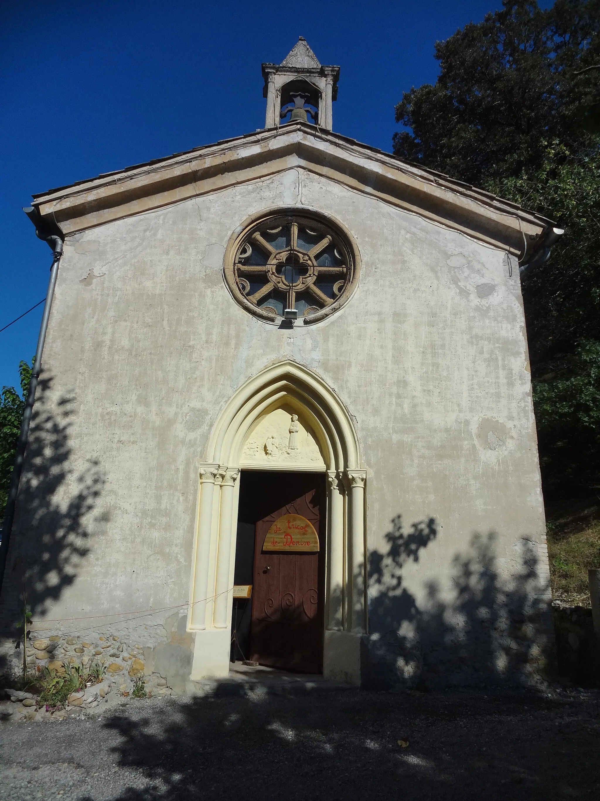 Photo showing: Au village, dans la combe.