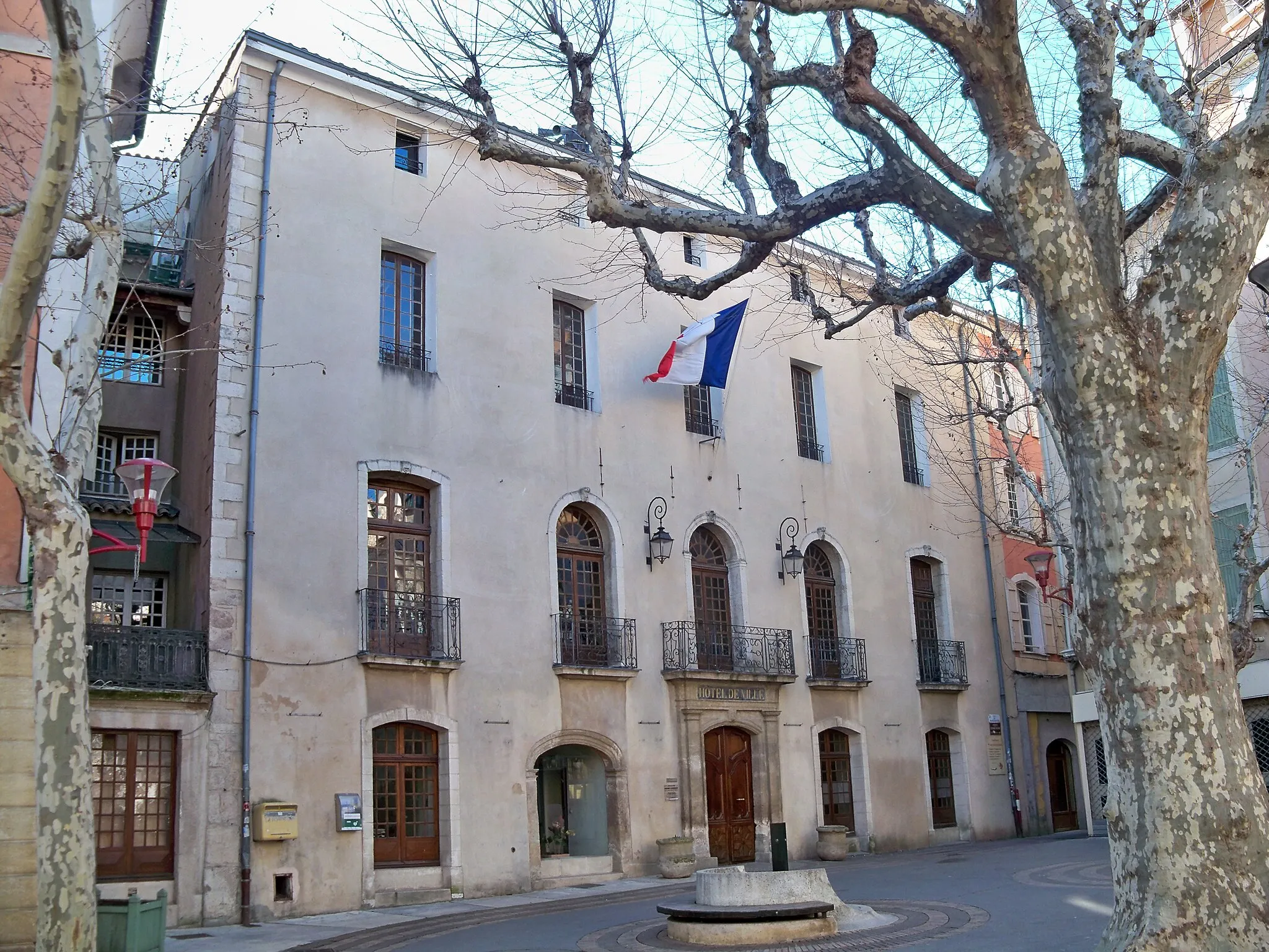 Photo showing: Town hall of Manosque, France