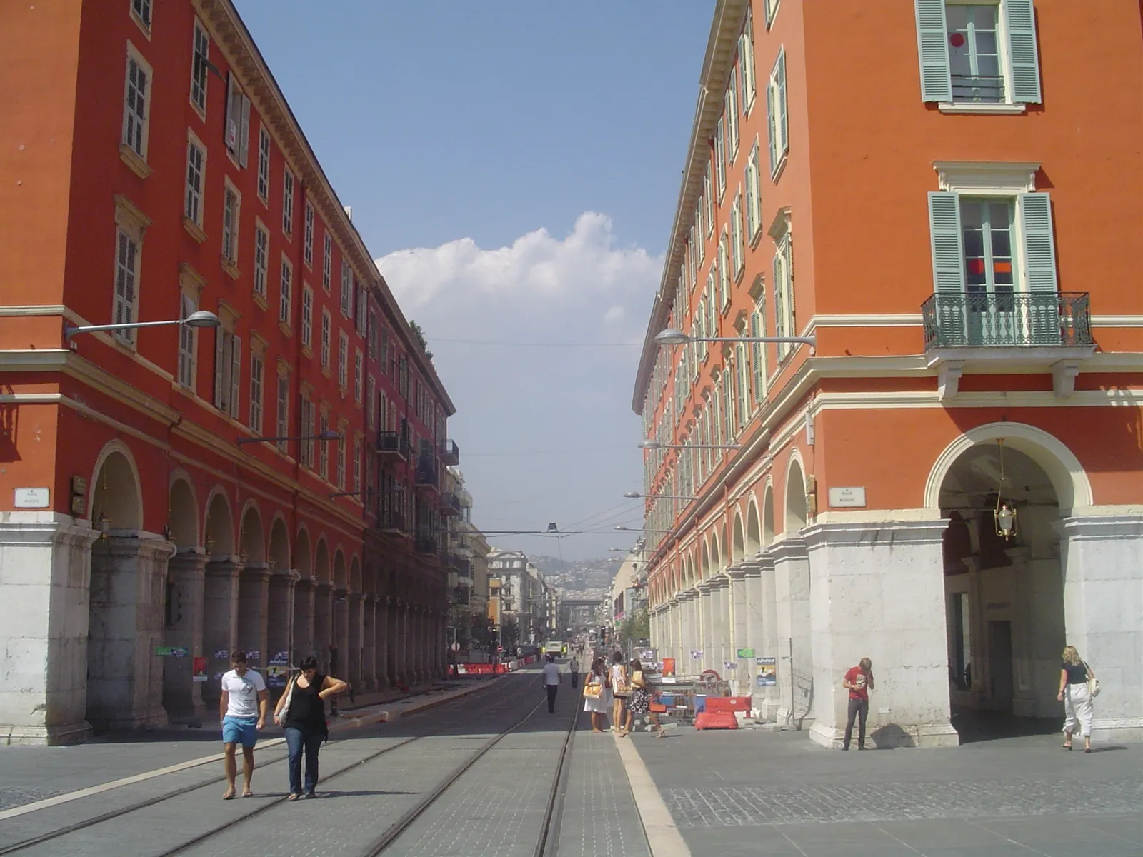 Photo showing: The avenue Jean-Médecin from the place Masséna, in Nice, France.