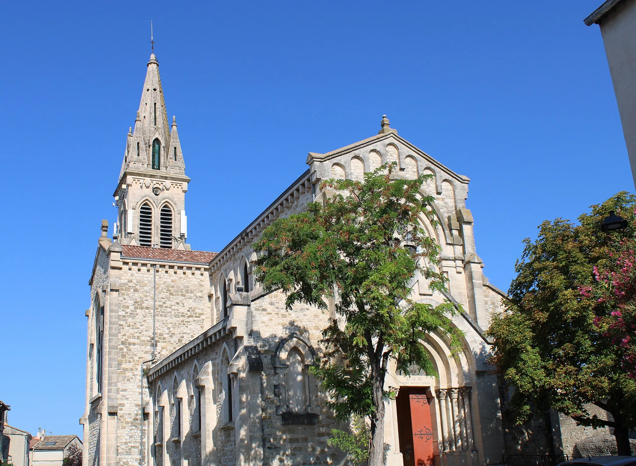 Photo showing: Vue de l'église