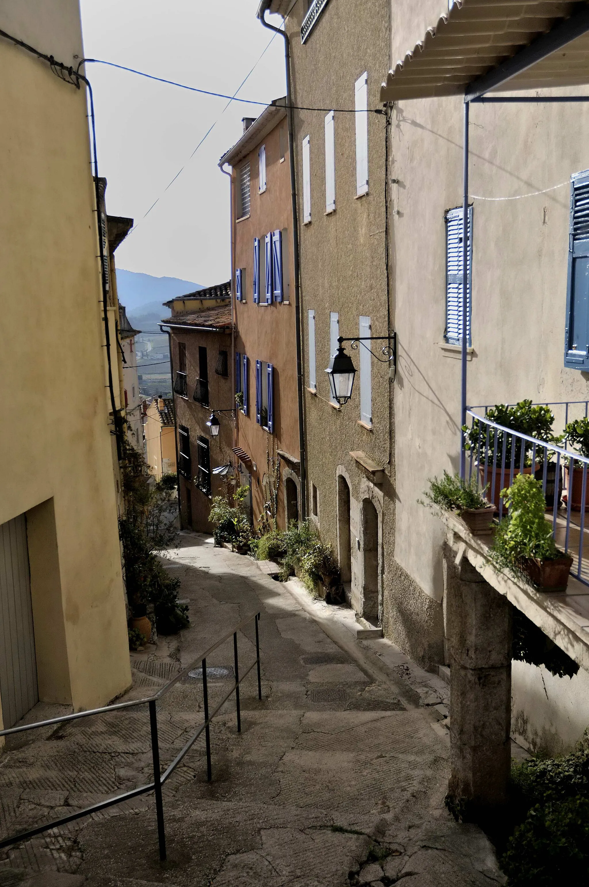 Photo showing: La Cadière-d'Azur (Var, France) - Ruelle du village.