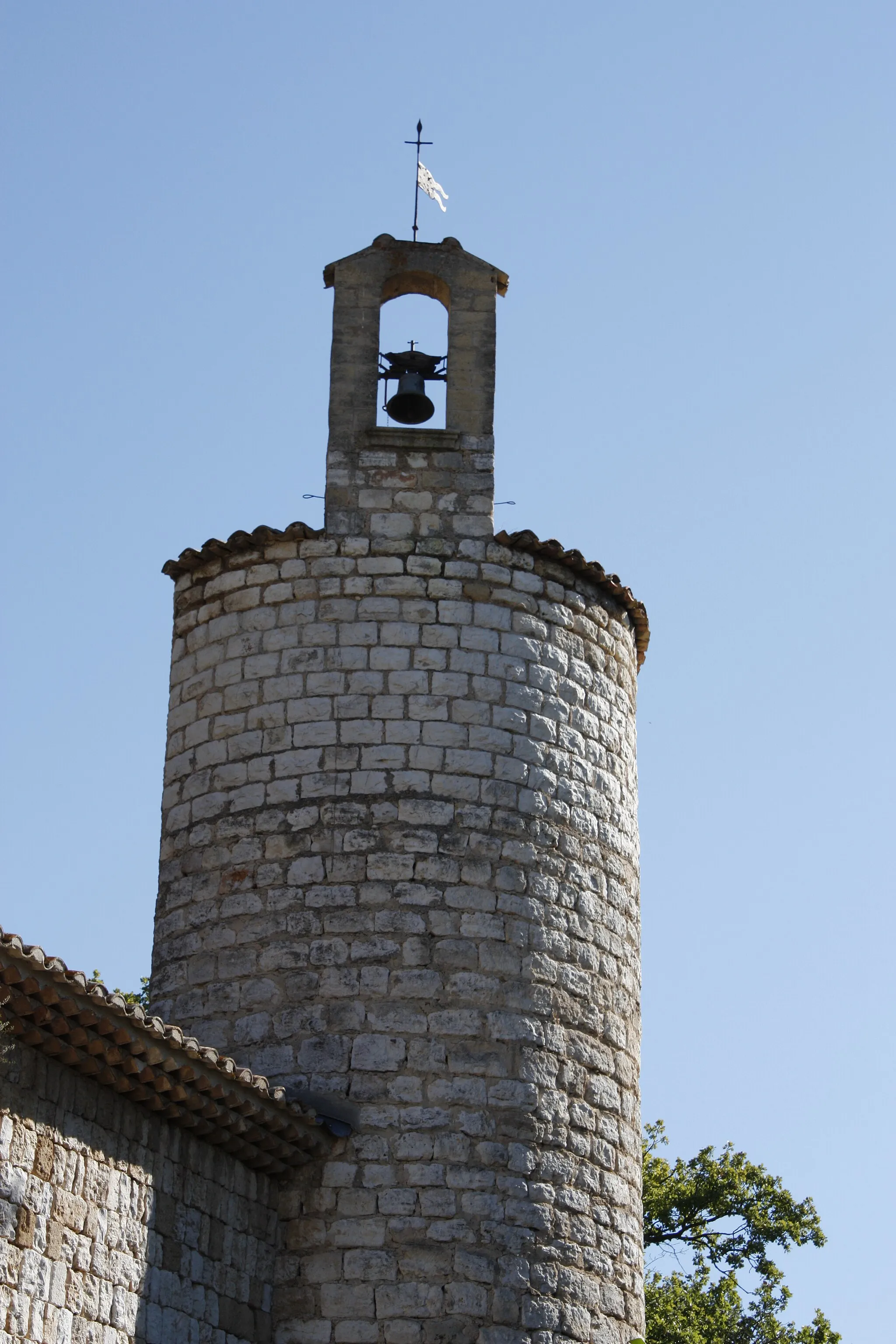 Photo showing: This building is inscrit au titre des monuments historiques de la France. It is indexed in the base Mérimée, a database of architectural heritage maintained by the French Ministry of Culture, under the reference PA00080996 .