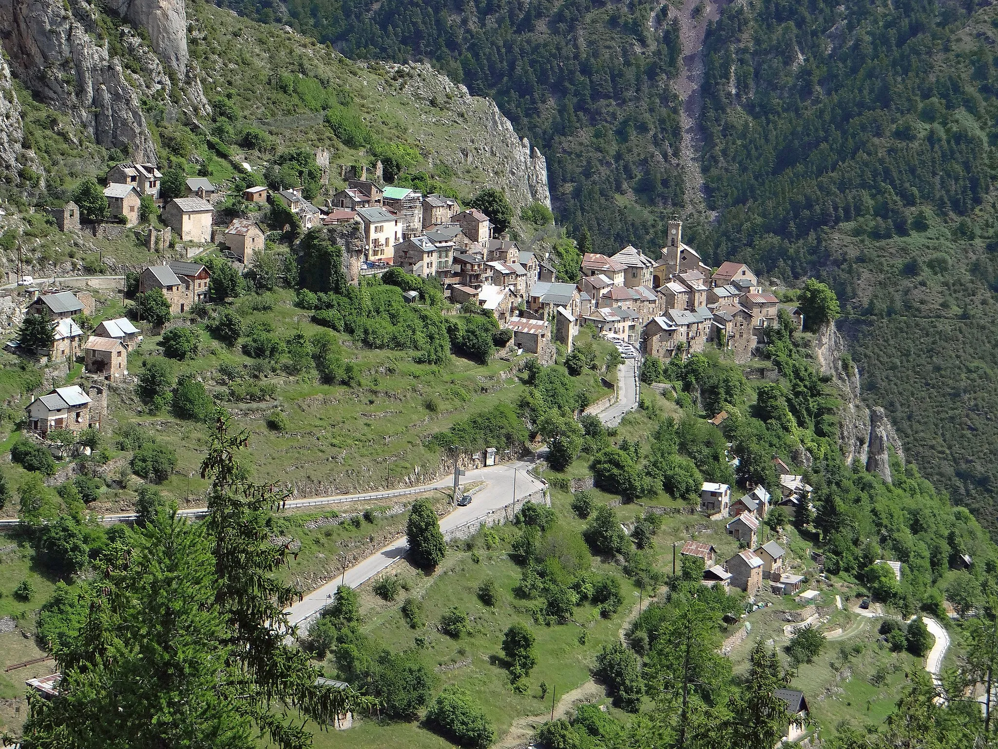 Photo showing: Roubion - Vue d'ensemble