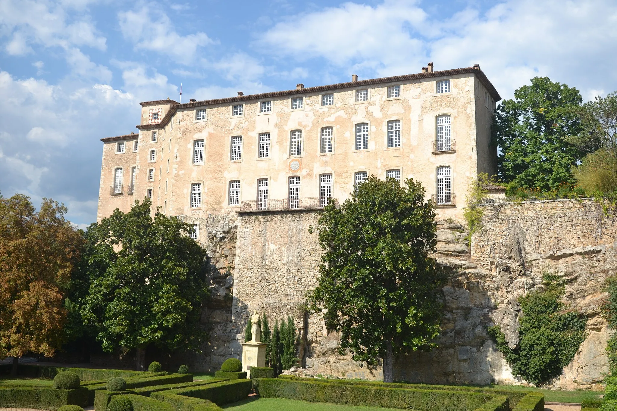 Photo showing: Château d'Entrecasteaux