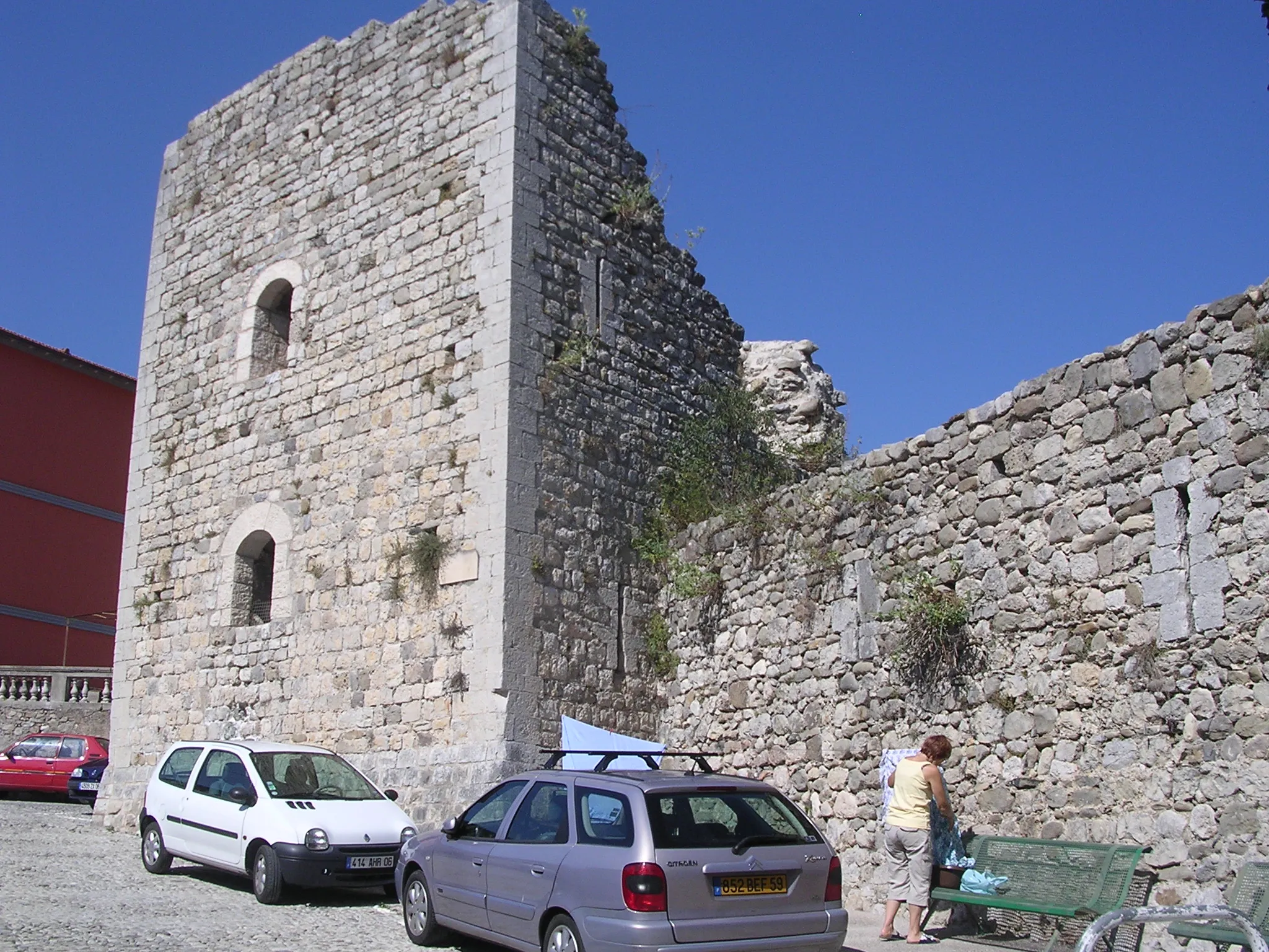 Photo showing: This building is indexed in the base Mérimée, a database of architectural heritage maintained by the French Ministry of Culture, under the reference PA00080863 .