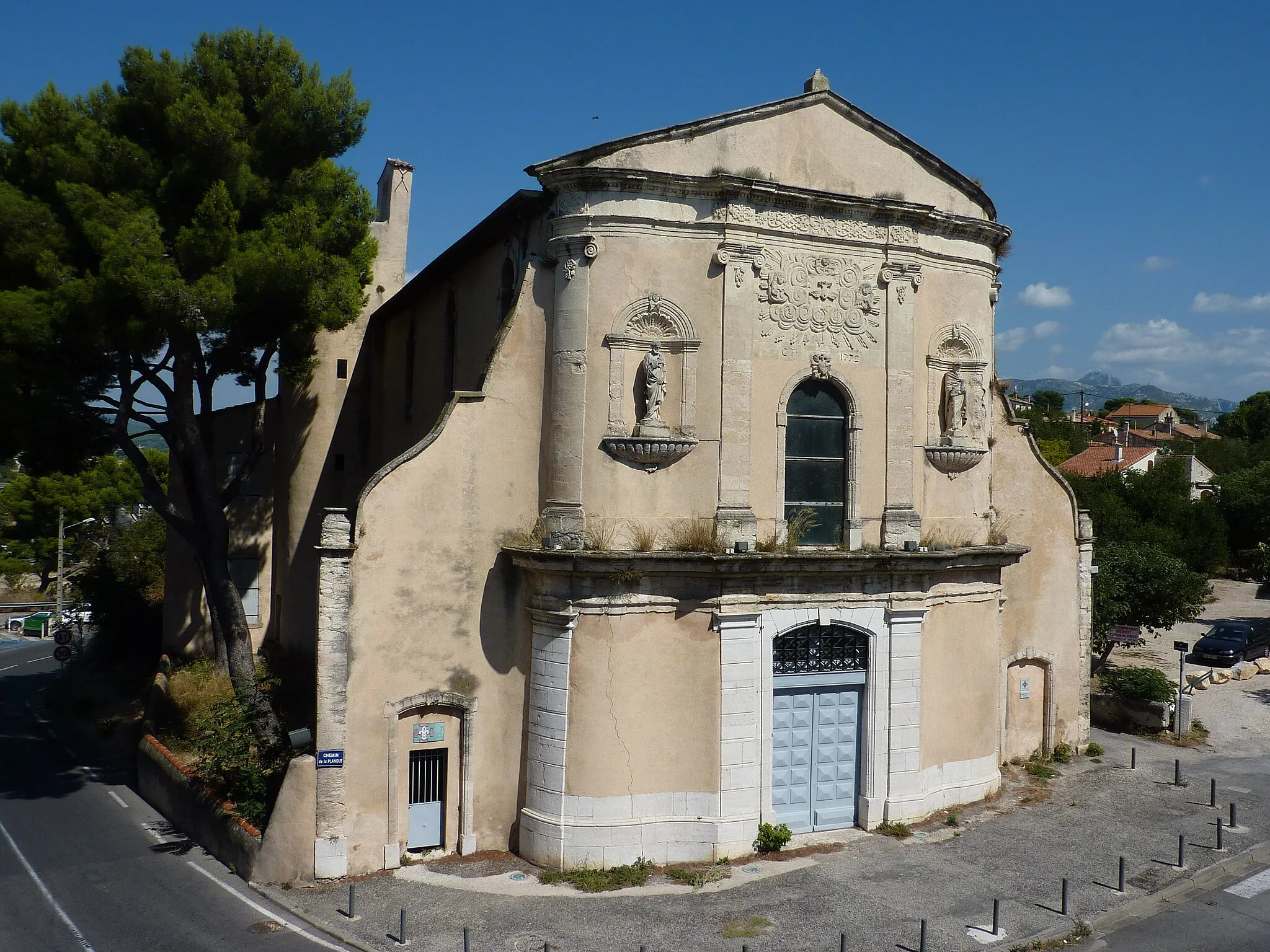 Photo showing: This building is inscrit au titre des monuments historiques de la France. It is indexed in the base Mérimée, a database of architectural heritage maintained by the French Ministry of Culture, under the reference PA00081195 .