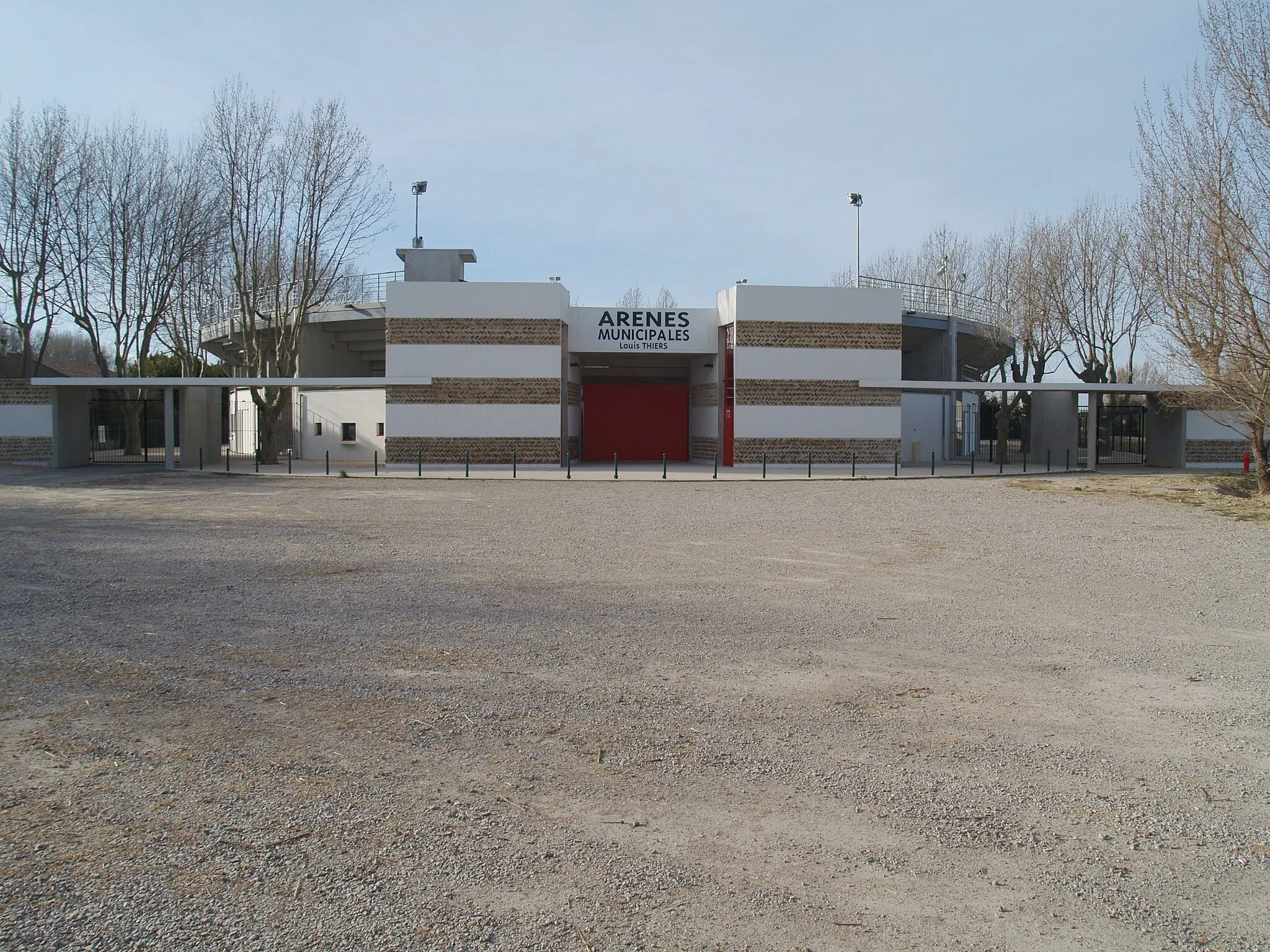 Photo showing: Arènes municipales Louis-Thiers de la ville de Saint-Martin-de-Crau.